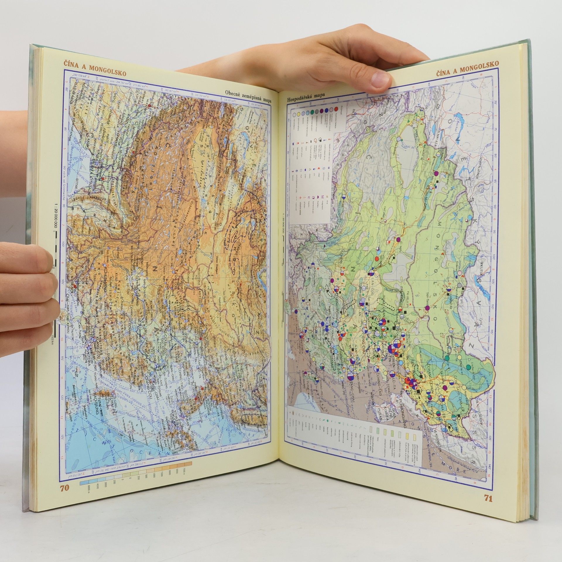 Collectif d'auteurs Atlas světa