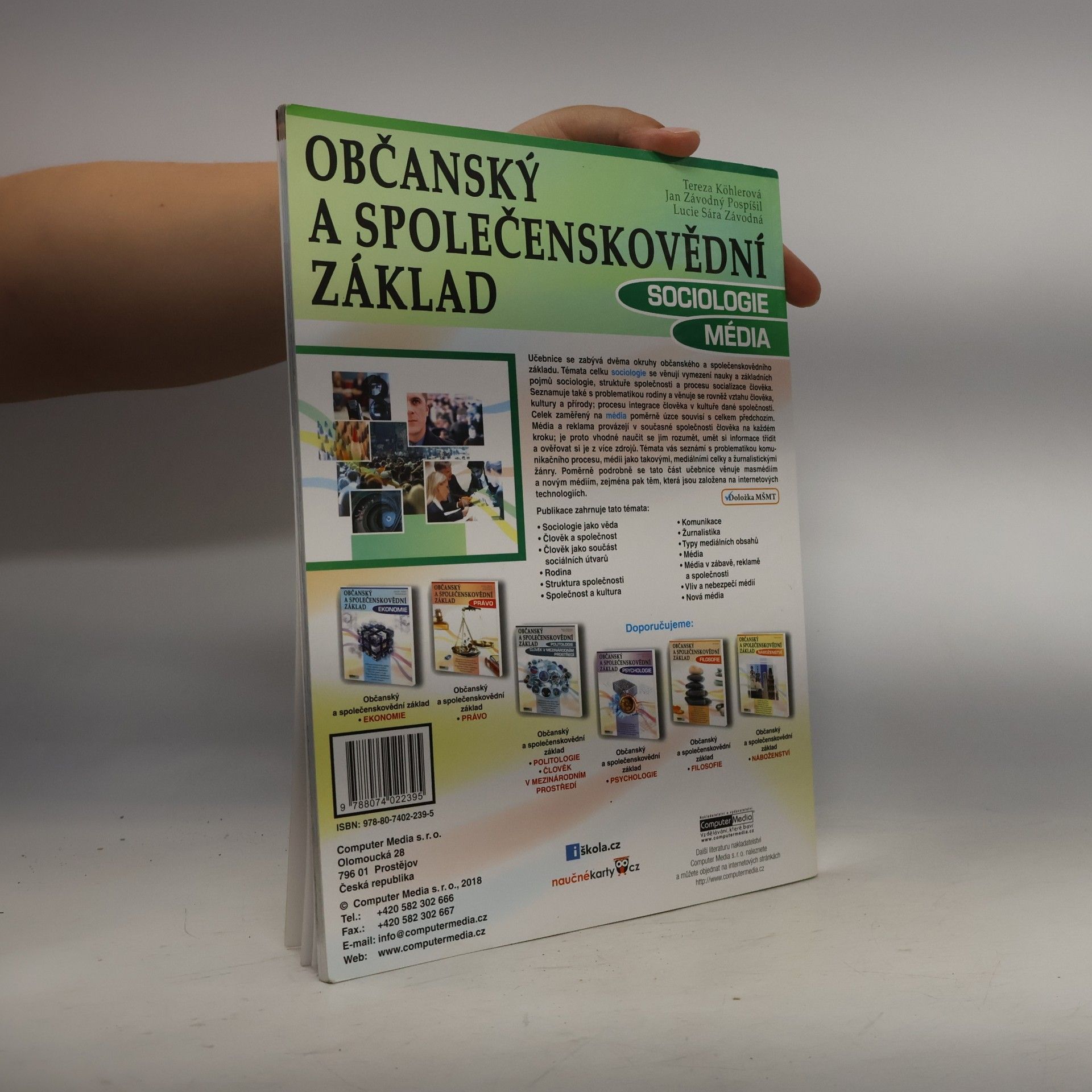 Lucie Sára Závodná Občanský a společenskovědní základ – sociologie, média