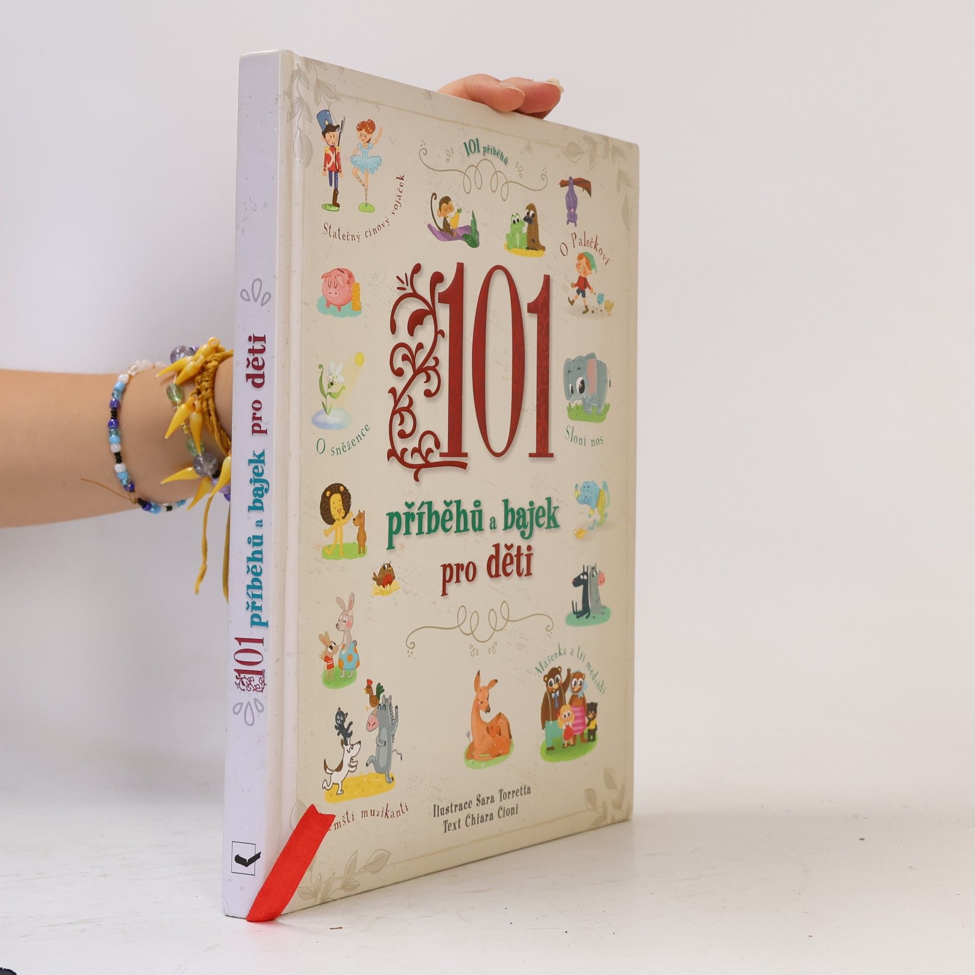 Chiara Cioni 101 příběhů a bajek pro děti