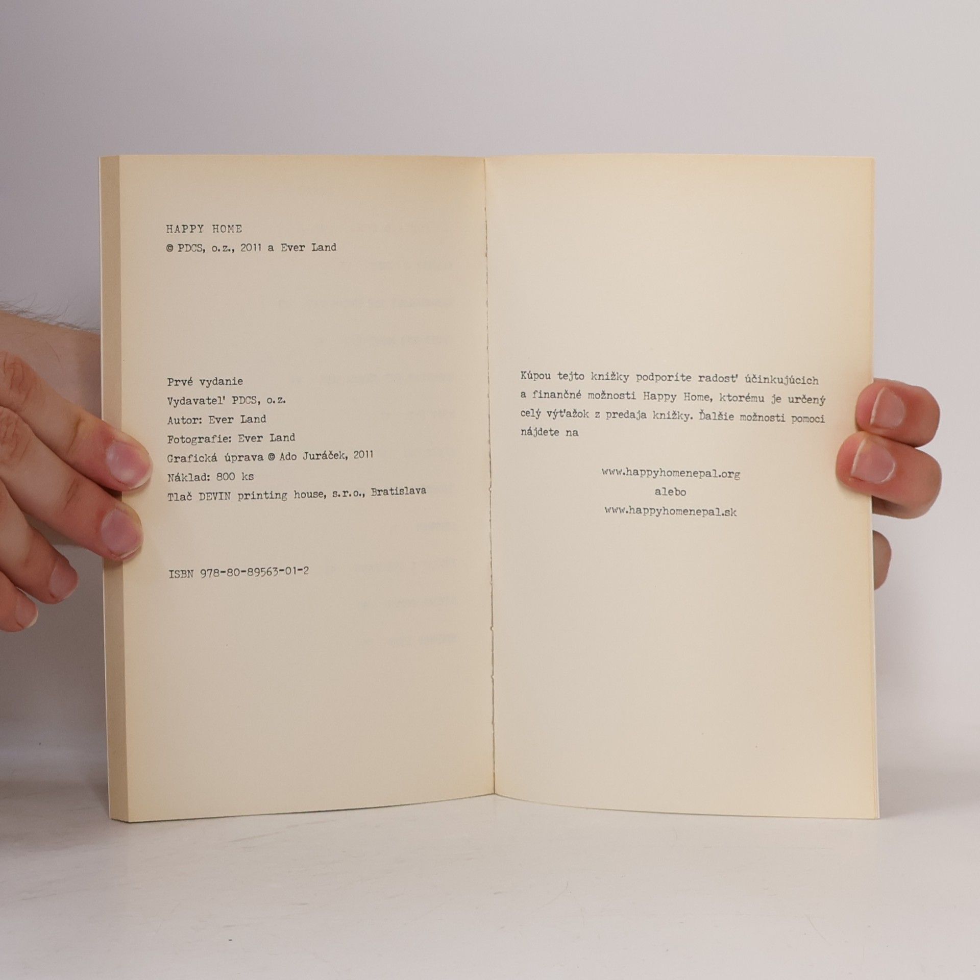 Autorenkollektiv Happy Home : zápisky z nepálskeho sirotinca