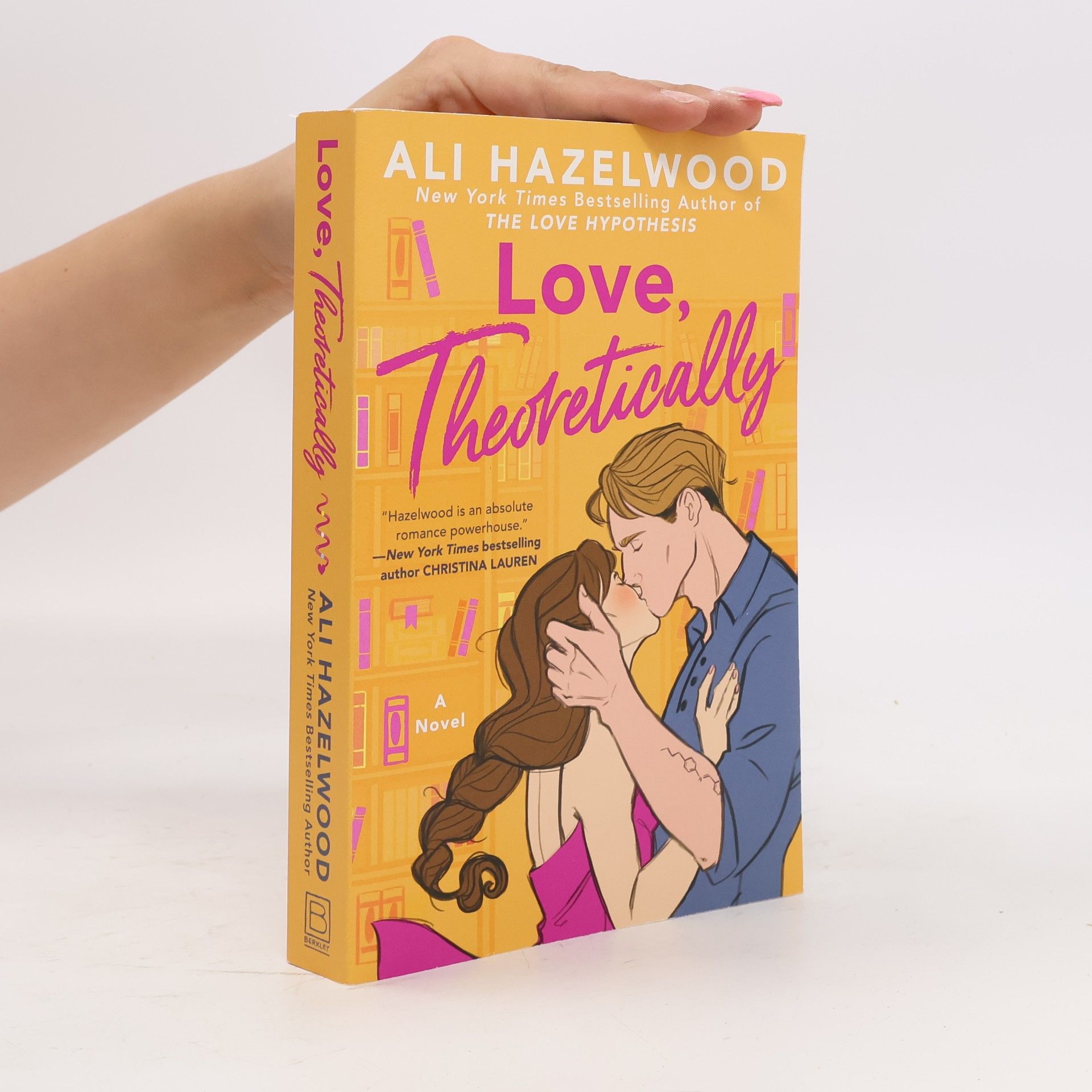 Ali Hazelwood Love, Theoretically