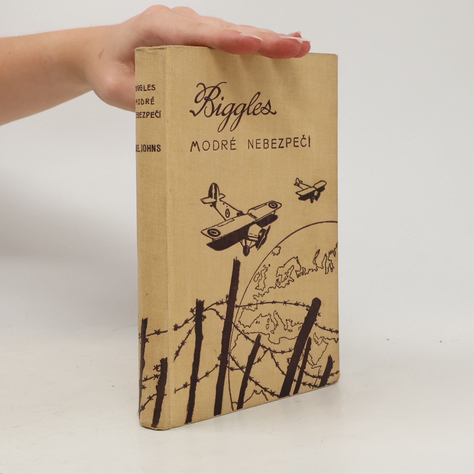W. E. Johns Biggles. Modré nebezpečí