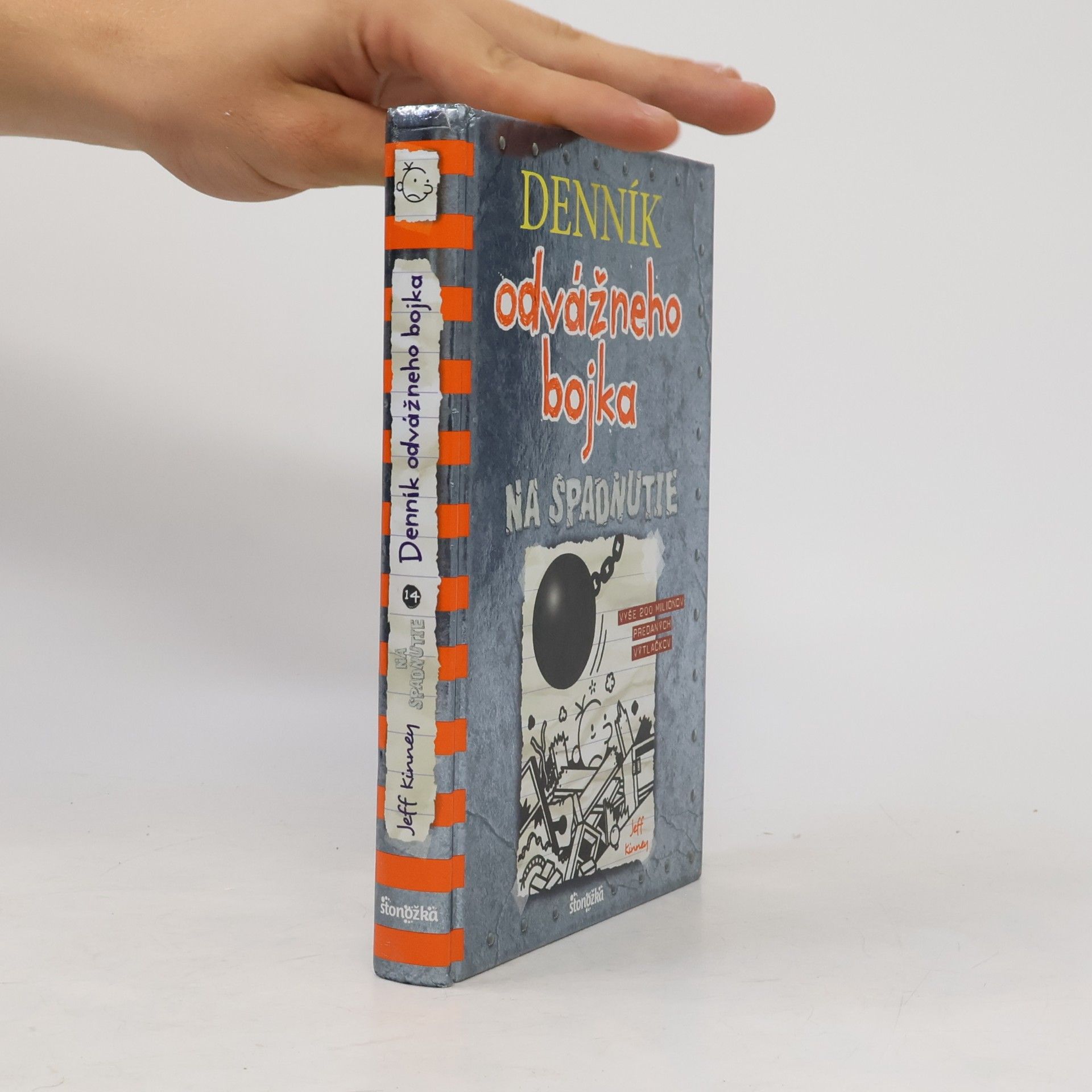 Jeff Kinney Denník odvážneho bojka 14. Na spadnutie