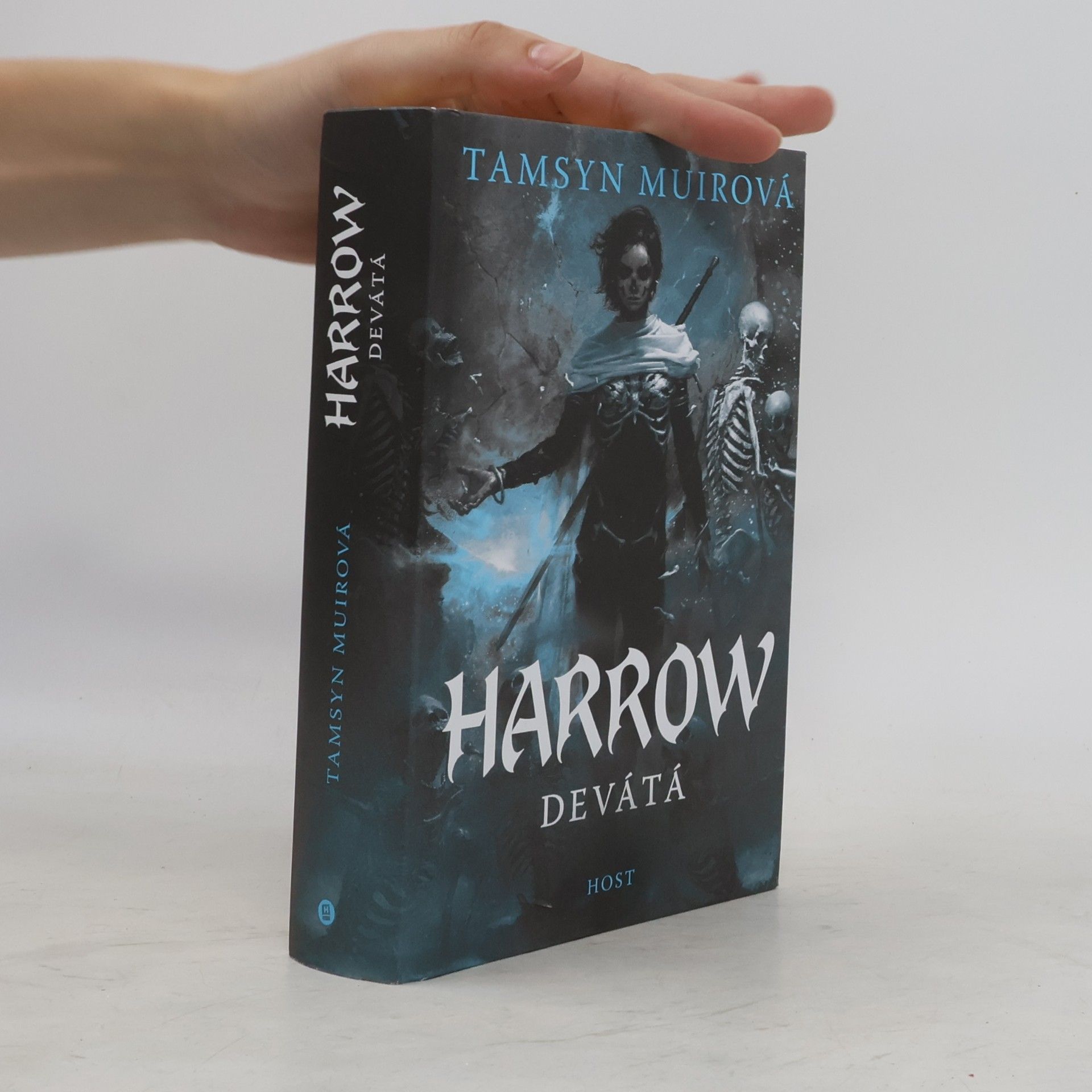 Tamsyn Muir Harrow Devátá