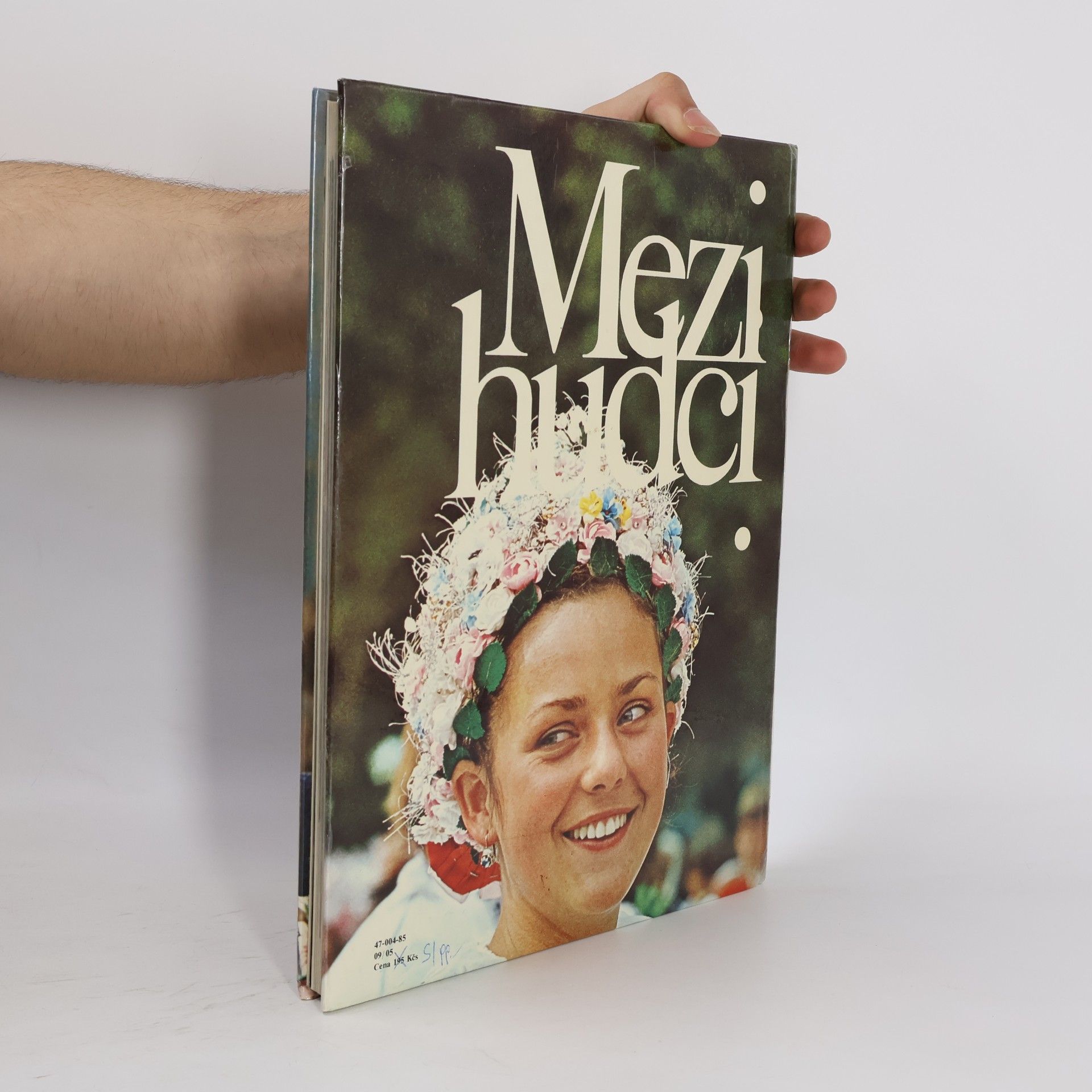 Václav Frolec Mezi hudci. Slavnosti lidových písní a tanců v Čechách a na Moravě