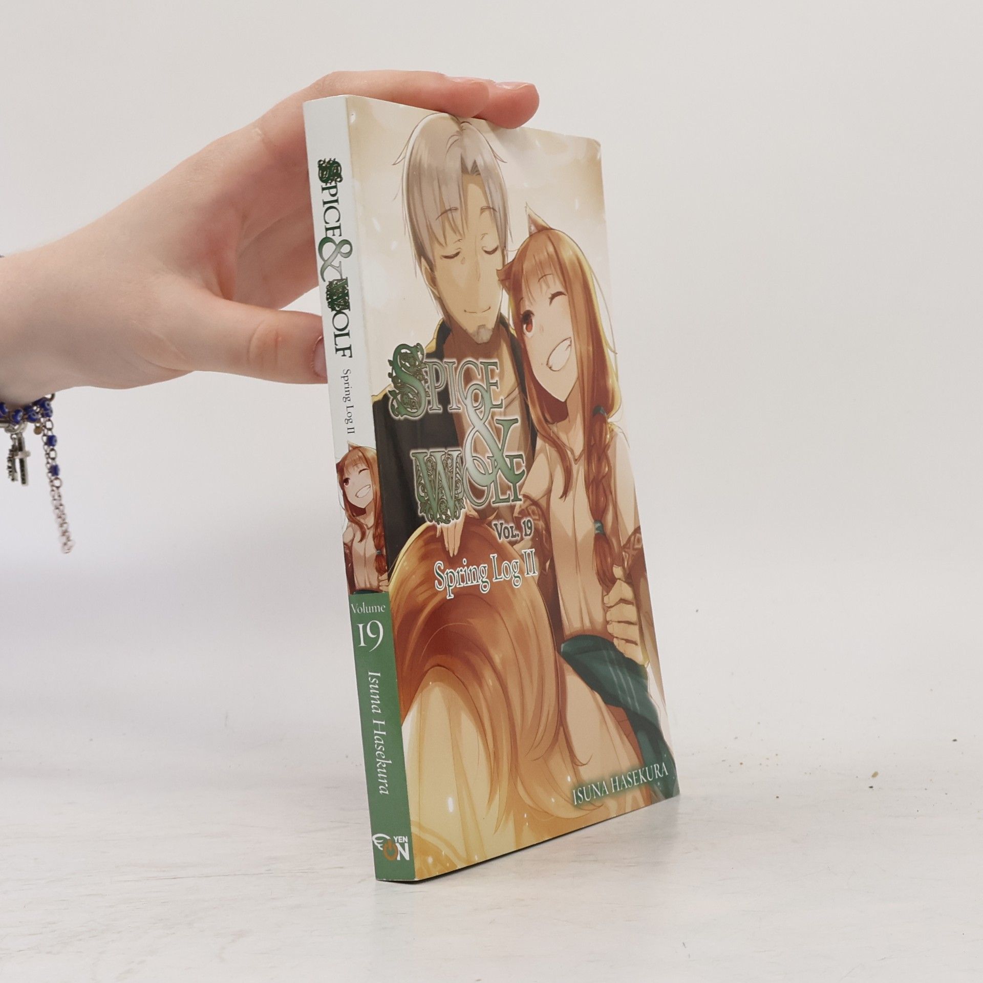 Isuna Hasekura Spice and Wolf, Vol. 19