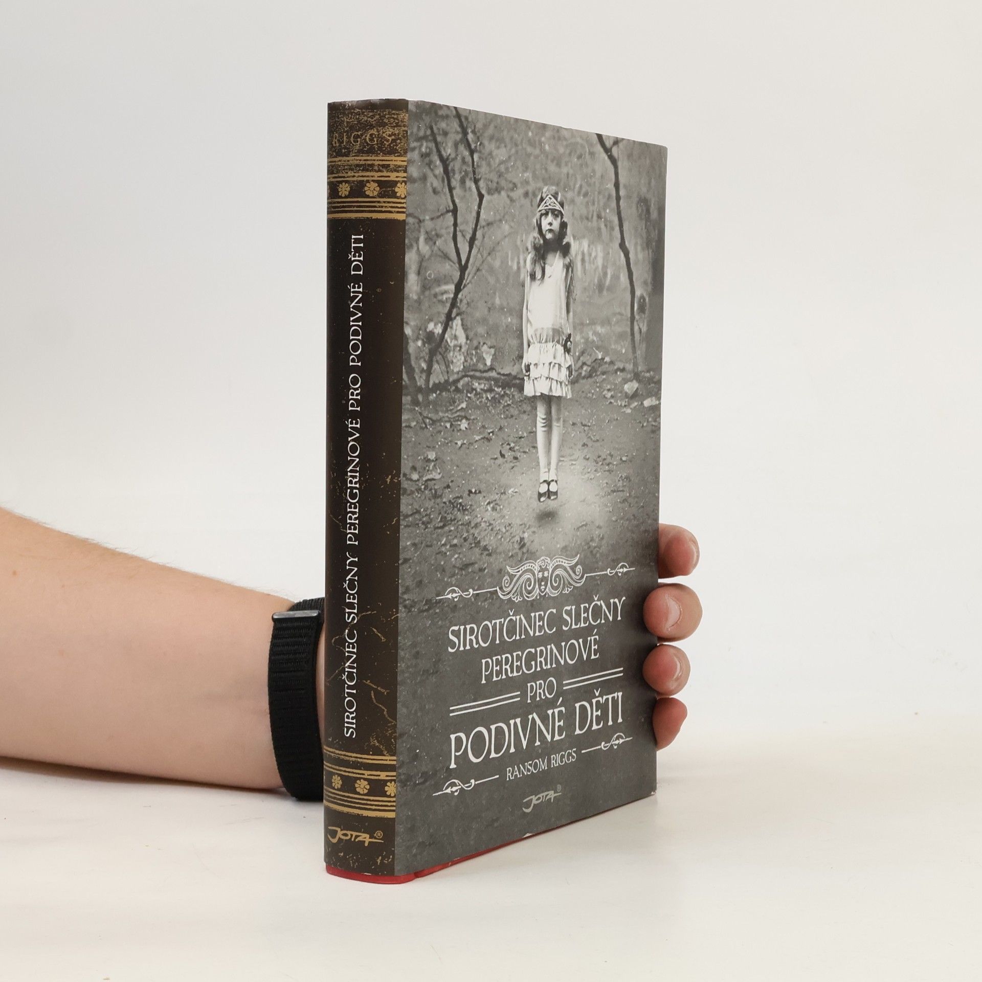Ransom Riggs Sirotčinec slečny Peregrinové pro podivné děti