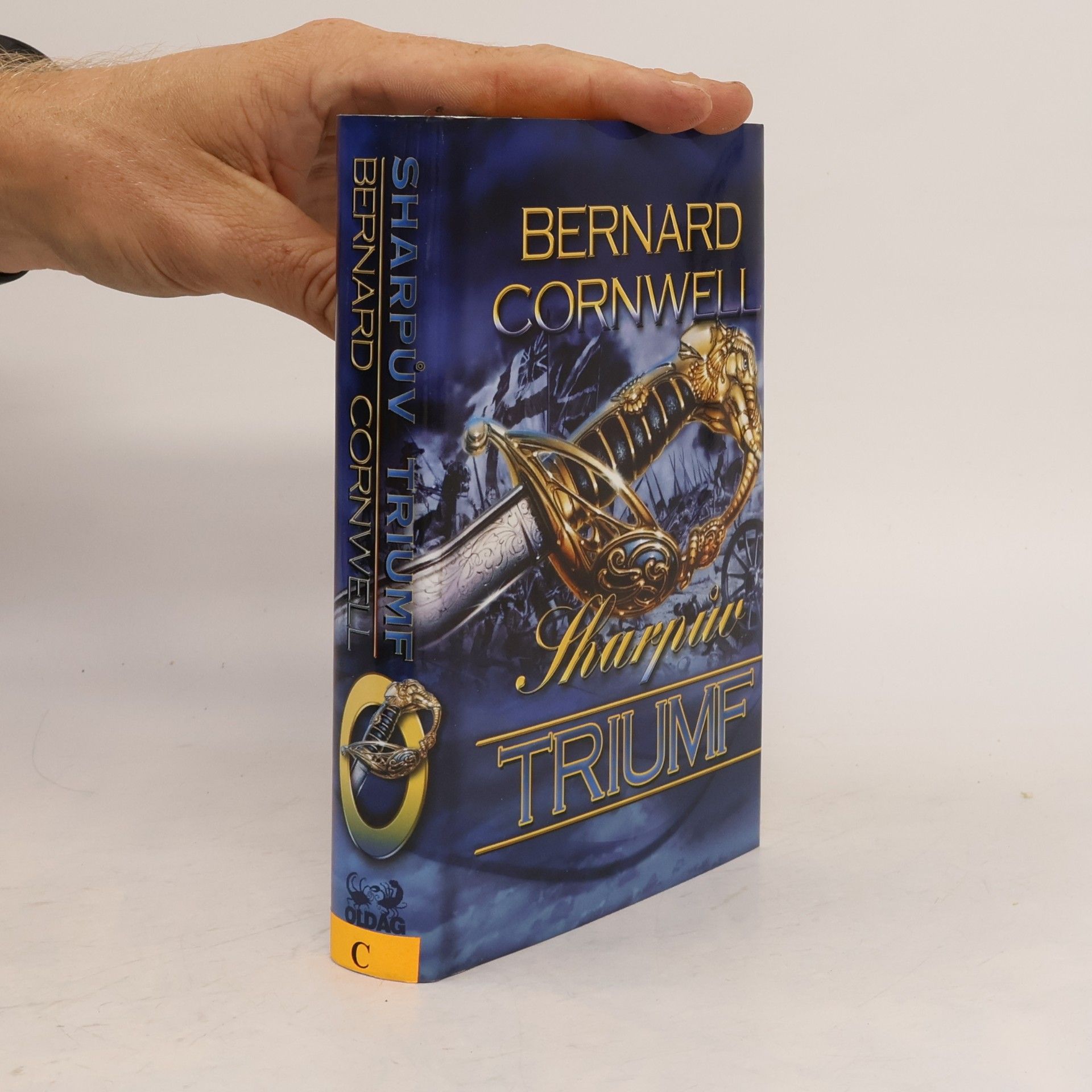 Bernard Cornwell Sharpův triumf