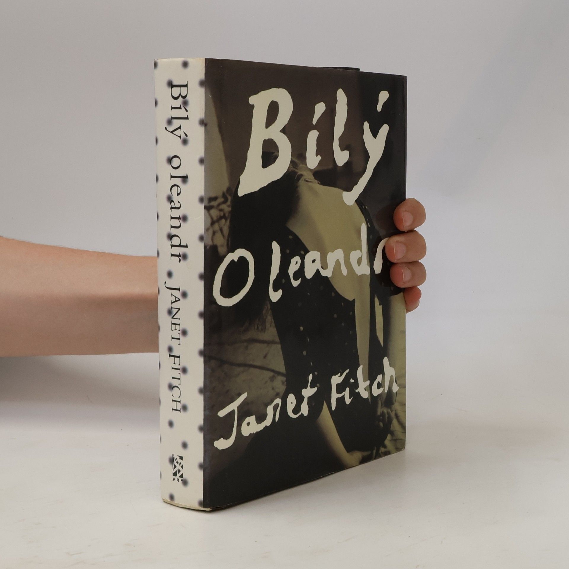 Janet Fitch Bílý oleandr