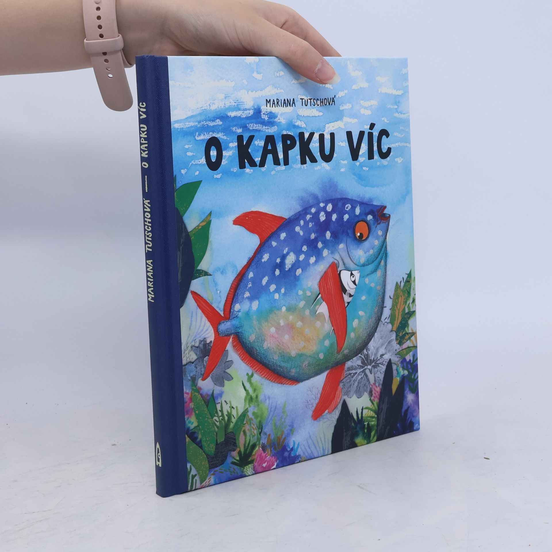 O kapku víc