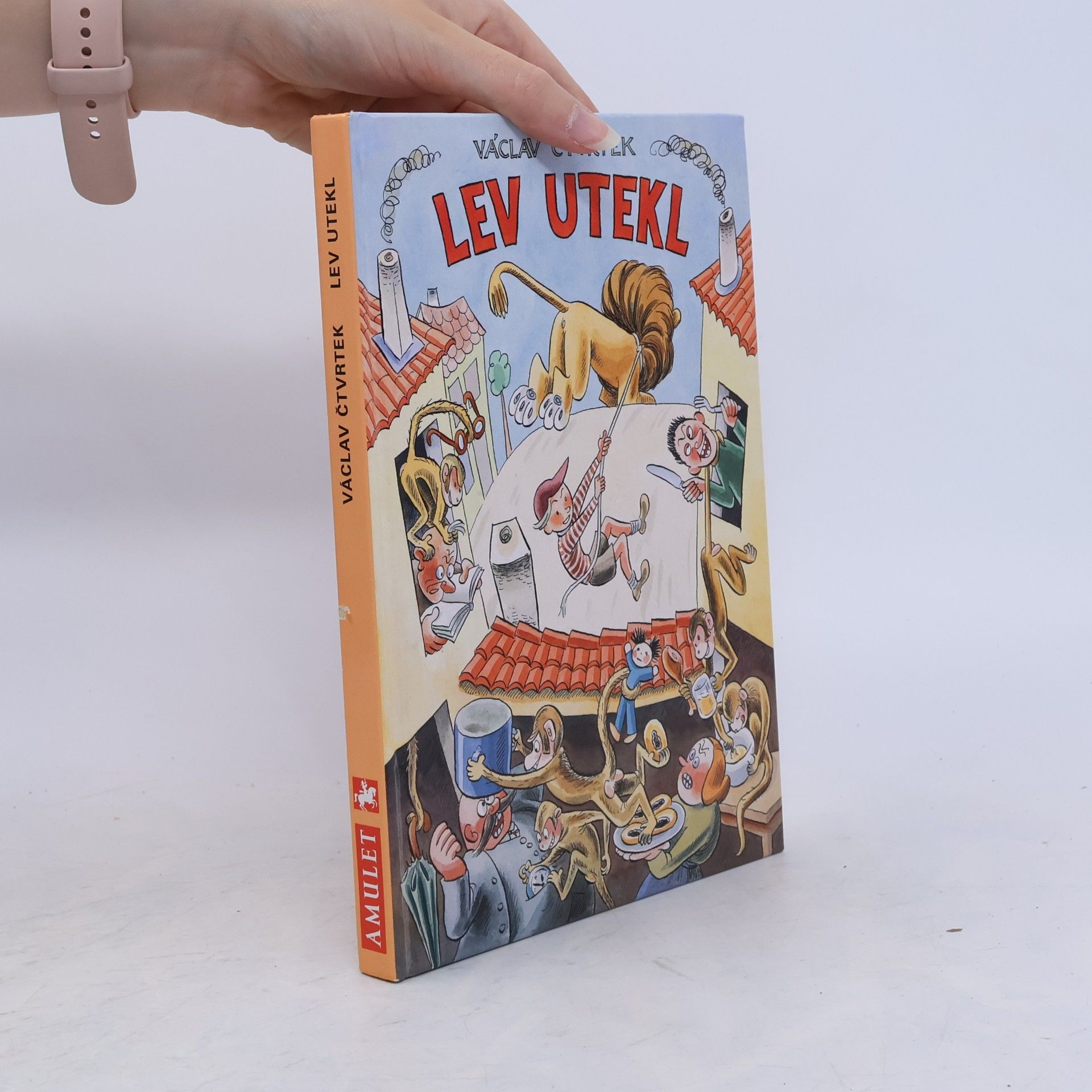 Ondřej J. Sekora Lev utekl