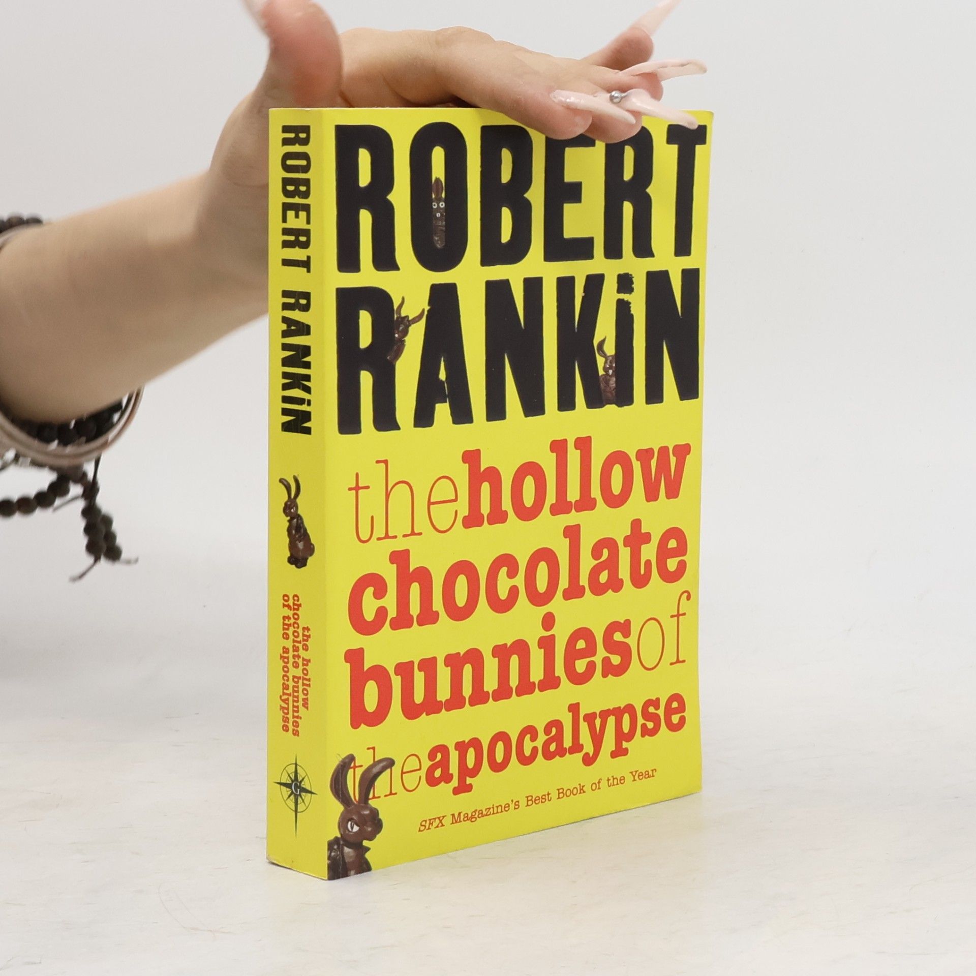 Robert Rankin The Hollow Chocolate Bunnies of the Apocalypse
