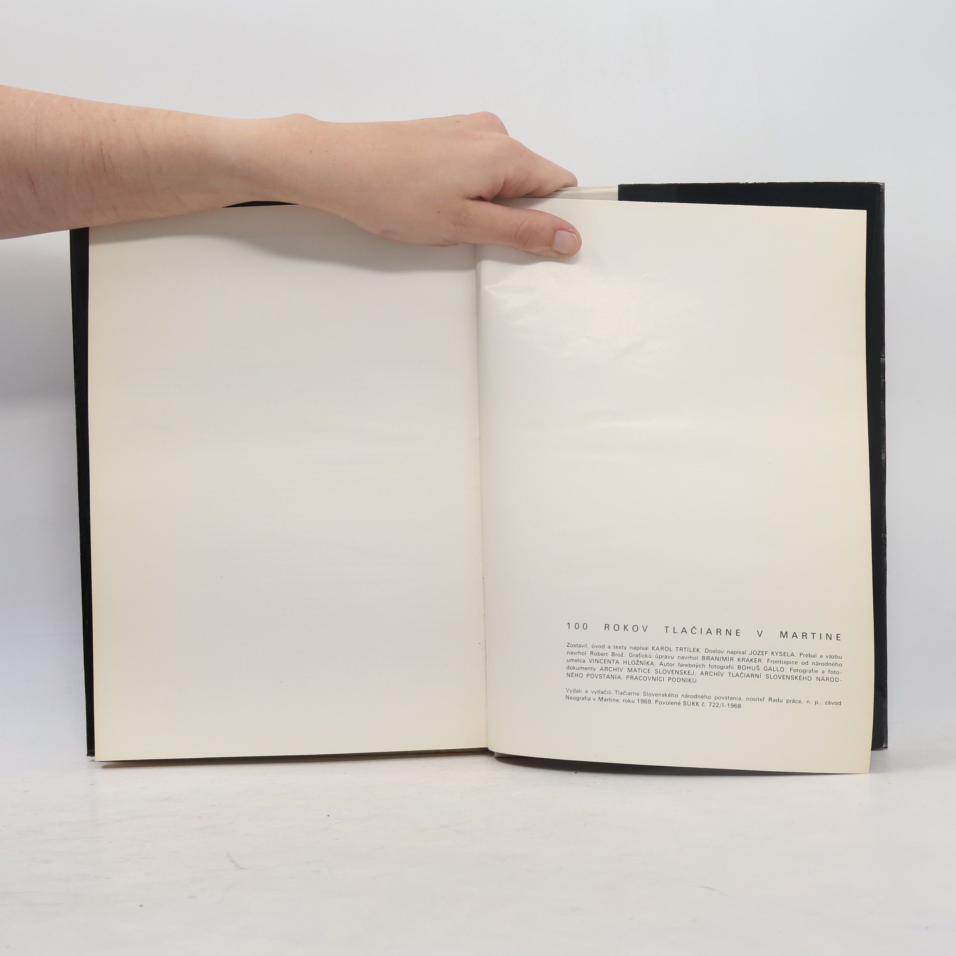Collectif d'auteurs 100 rokov tlačiarne v Martine