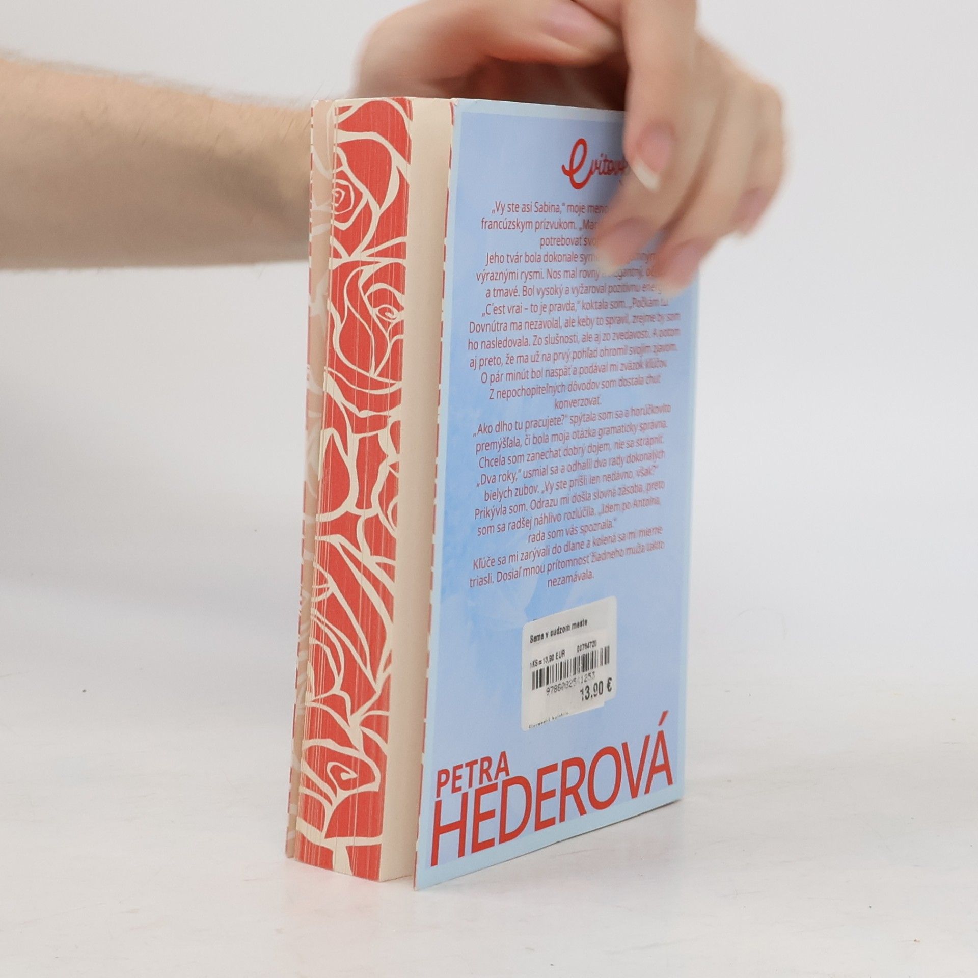 Petra Hederová Sama v cudzom meste