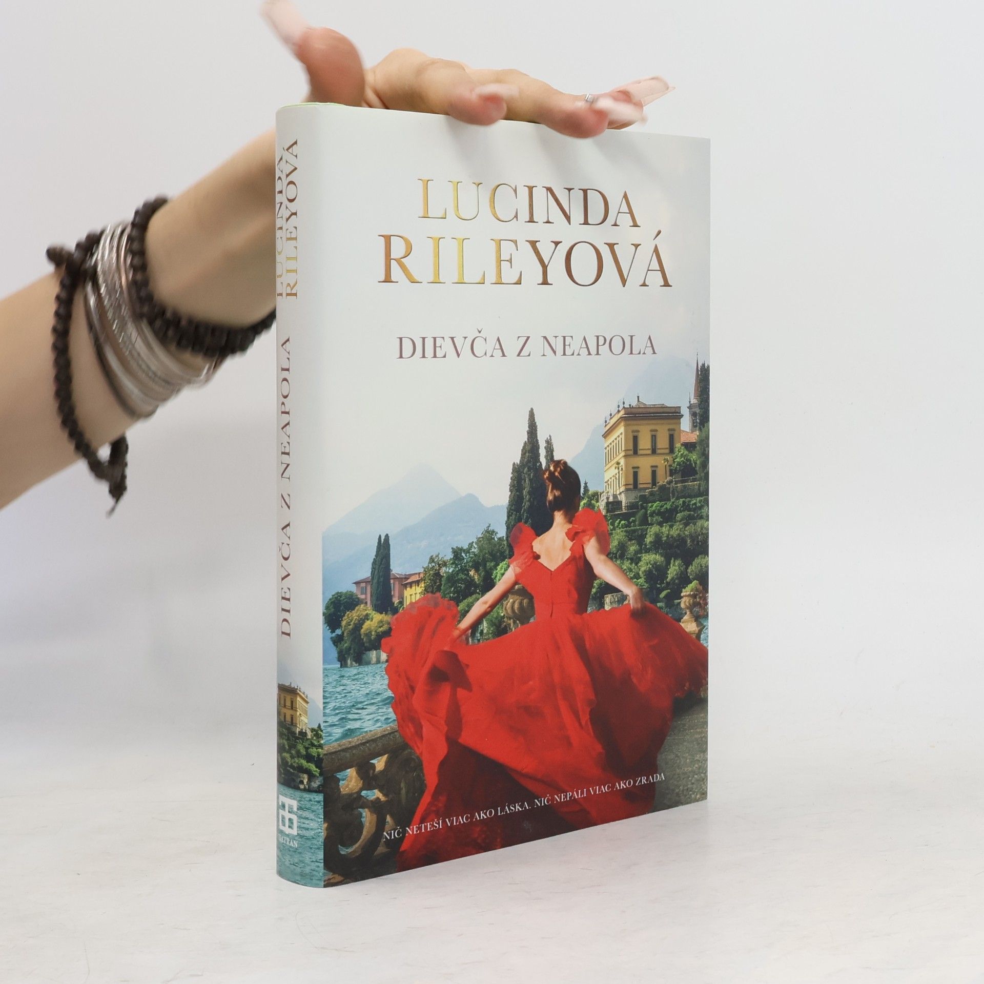 Lucinda Riley Dievča z Neapola