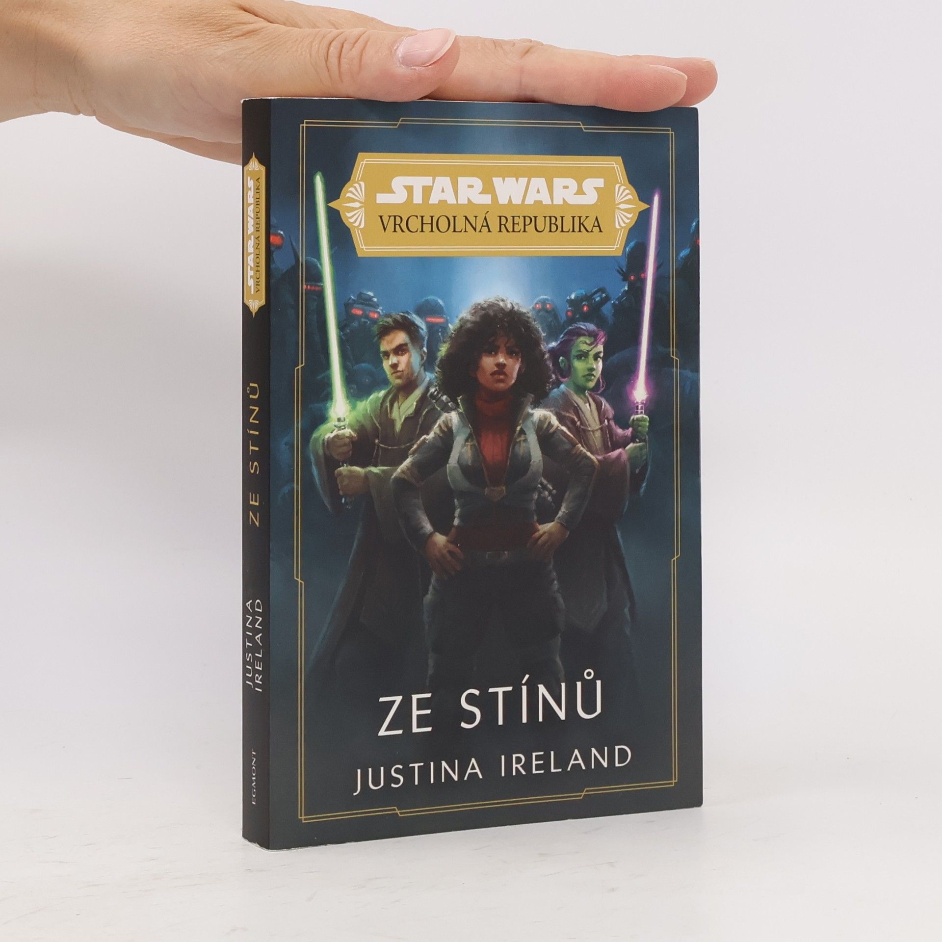 Justina Ireland Star Wars - vrcholná republika. Ze stínů