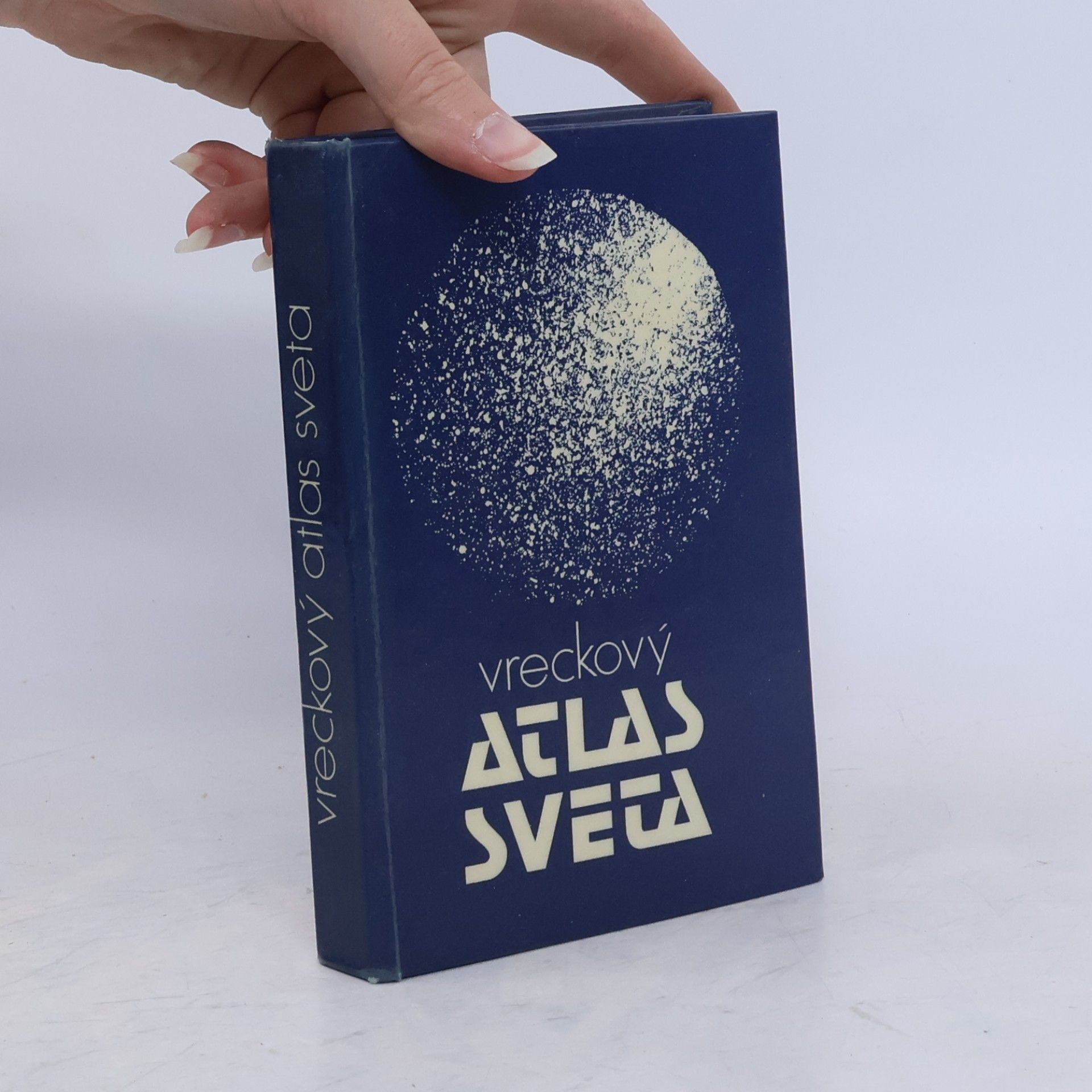 Various authors Vreckový atlas sveta