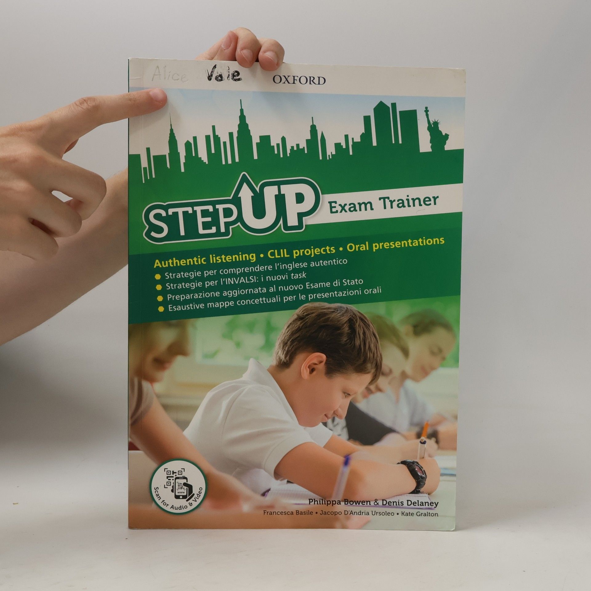 Autores varios StepUp