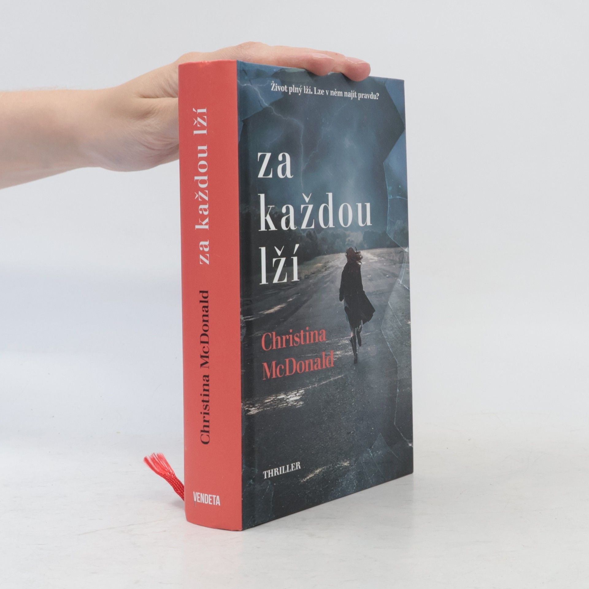 Christina McDonald Za každou lží