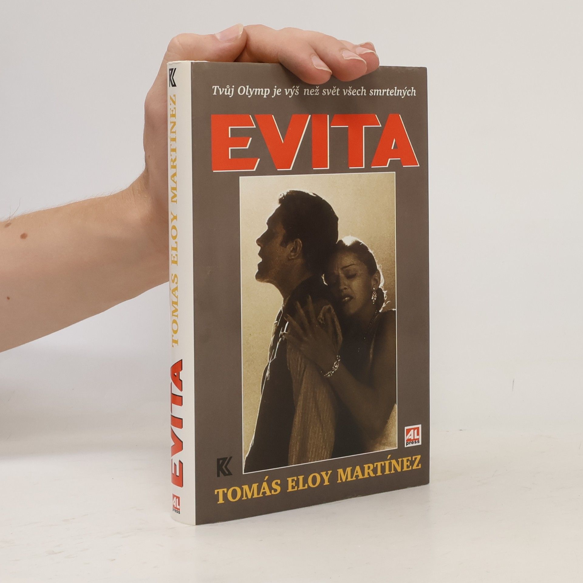 Tomás Eloy Martínez Evita