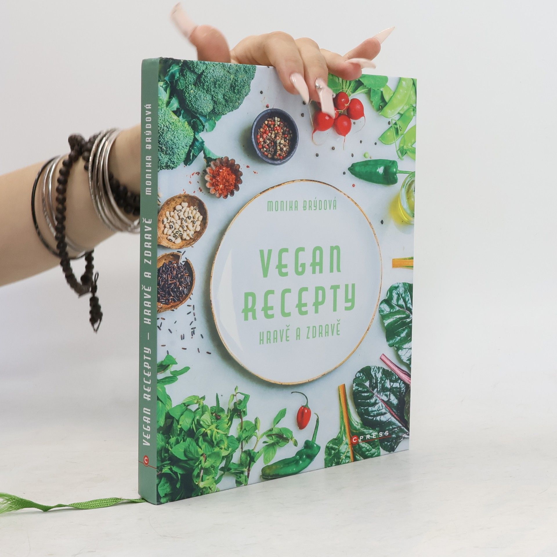 Monika Brýdová Vegan recepty – hravě a zdravě