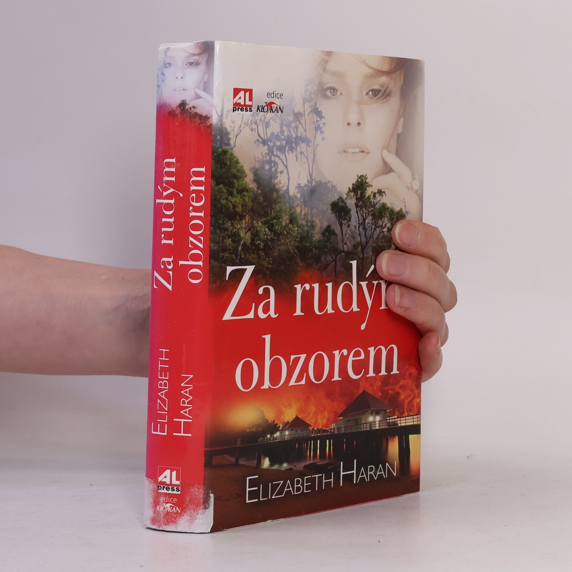 Elizabeth Haran Za rudým obzorem