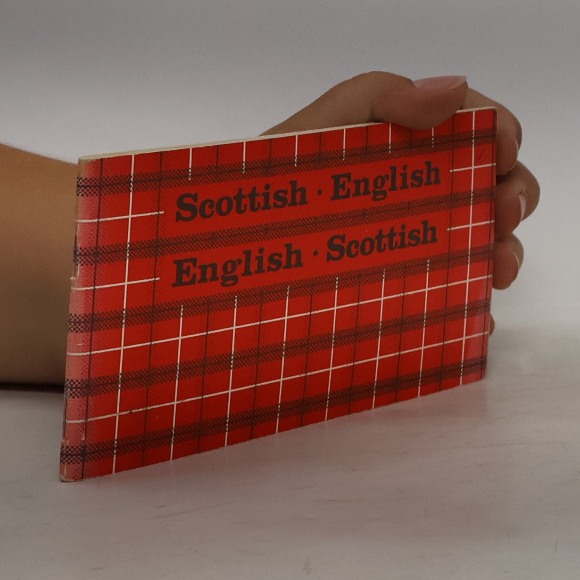 Mary Kean Scottish-English English-Scottish