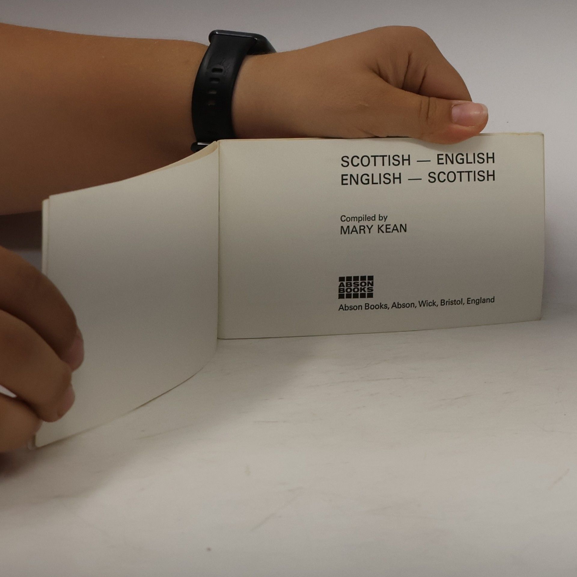 Mary Kean Scottish-English English-Scottish