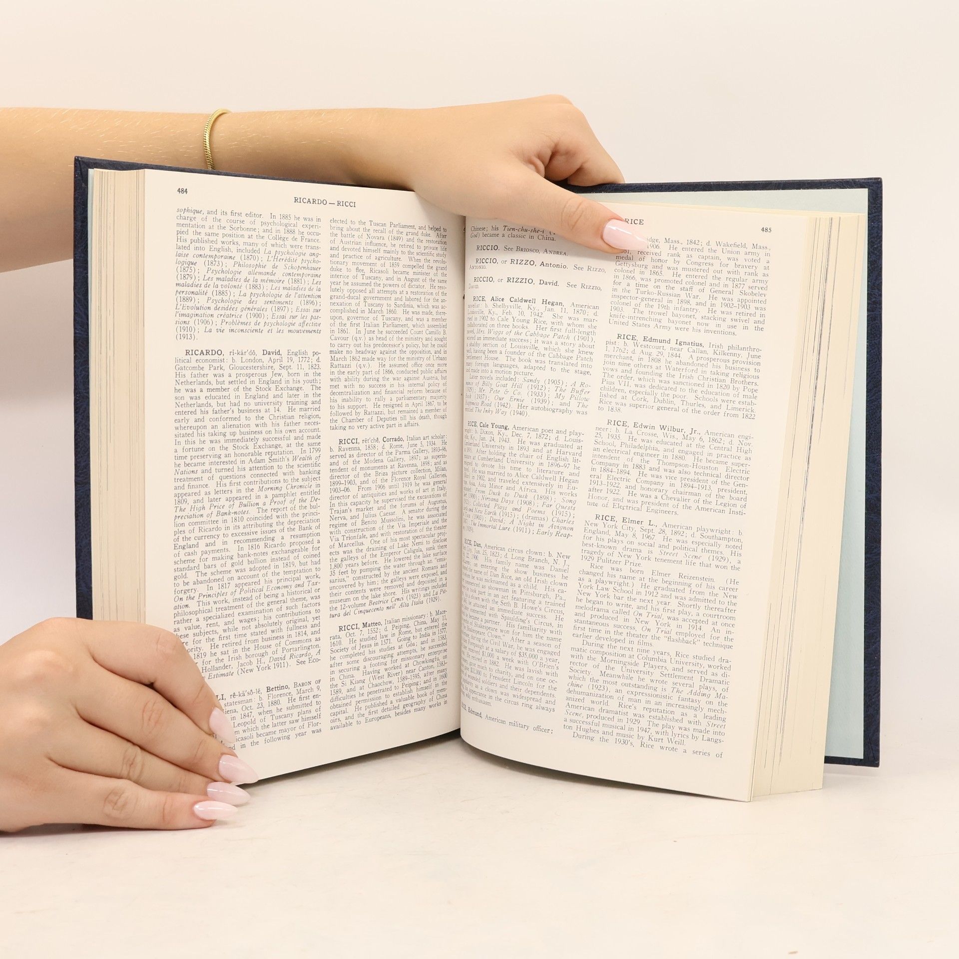 Various authors The Encyclopedia Americana 23