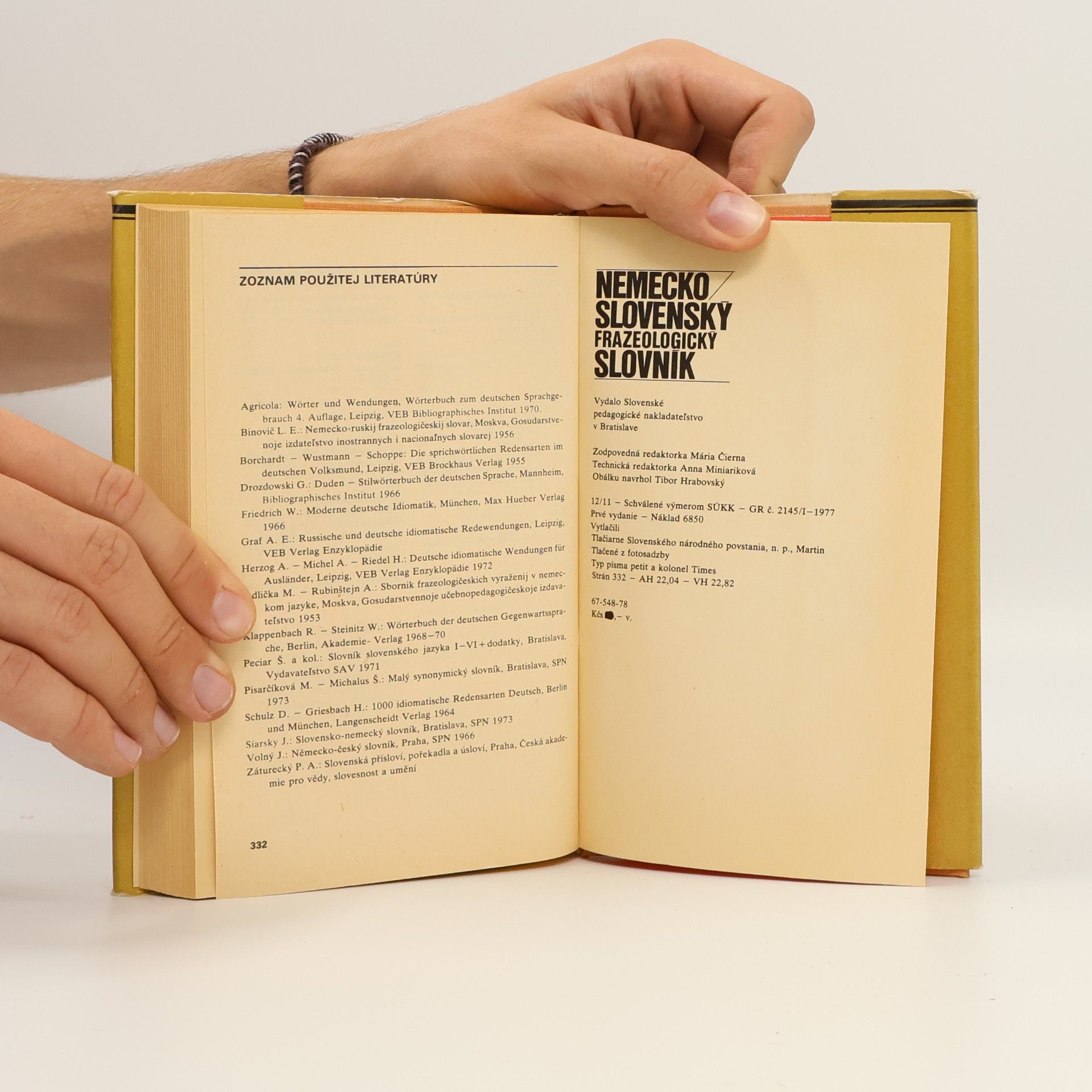 Autorenkollektiv Nemecko-slovenský frazeologický slovník