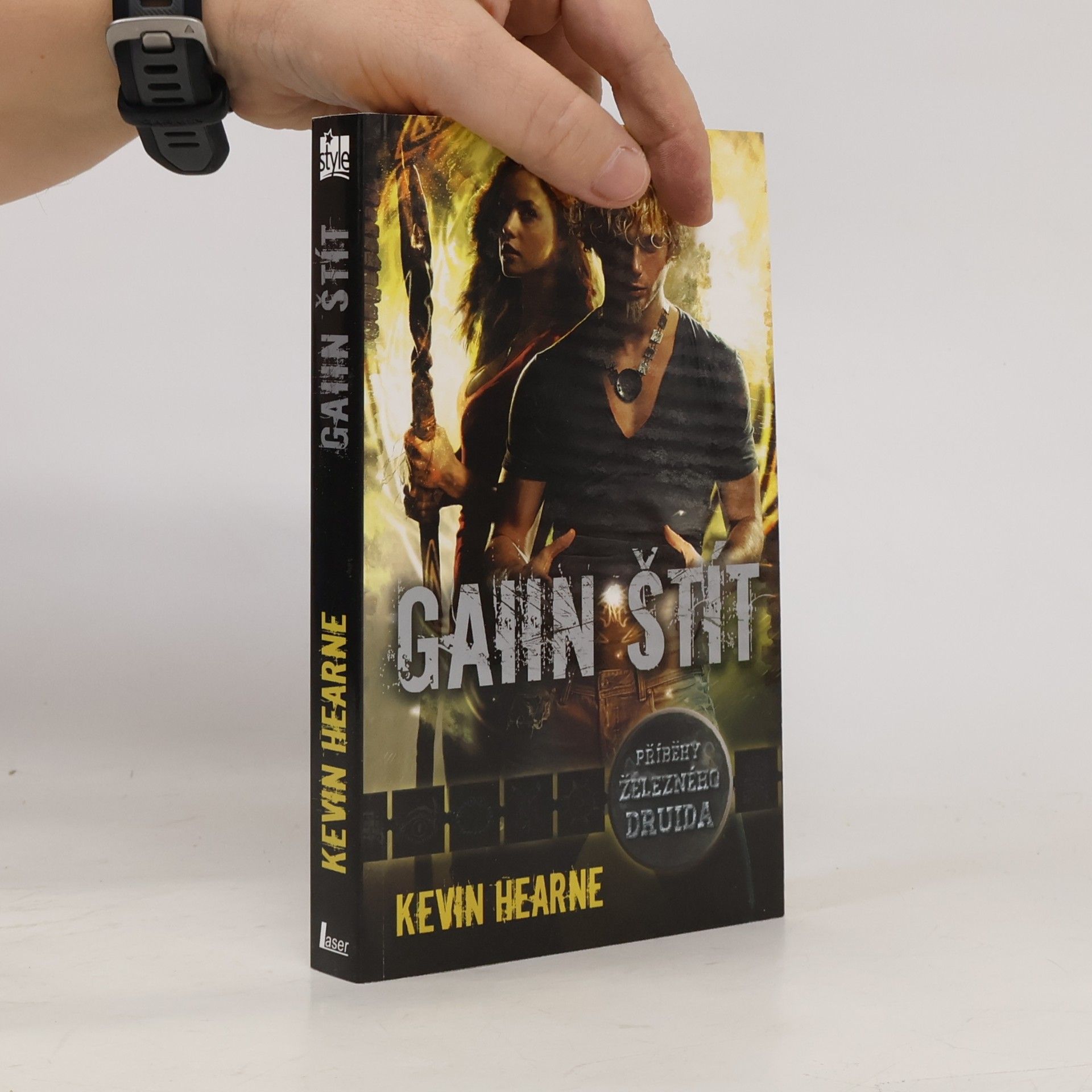 Kevin Hearne Gaiin štít