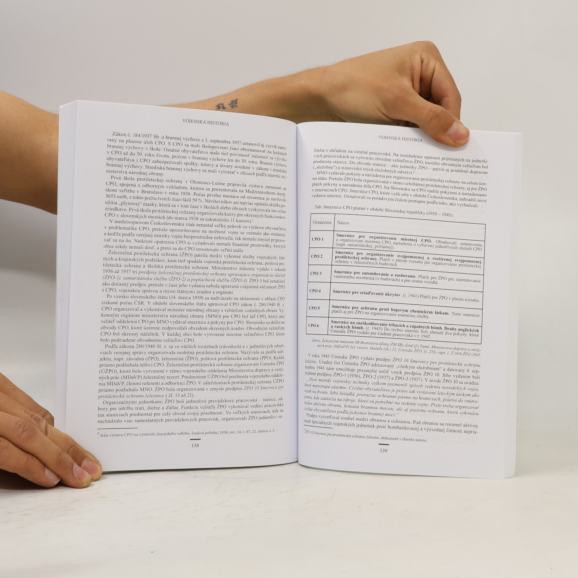 Collectif d'auteurs Vojenská história 2/2024