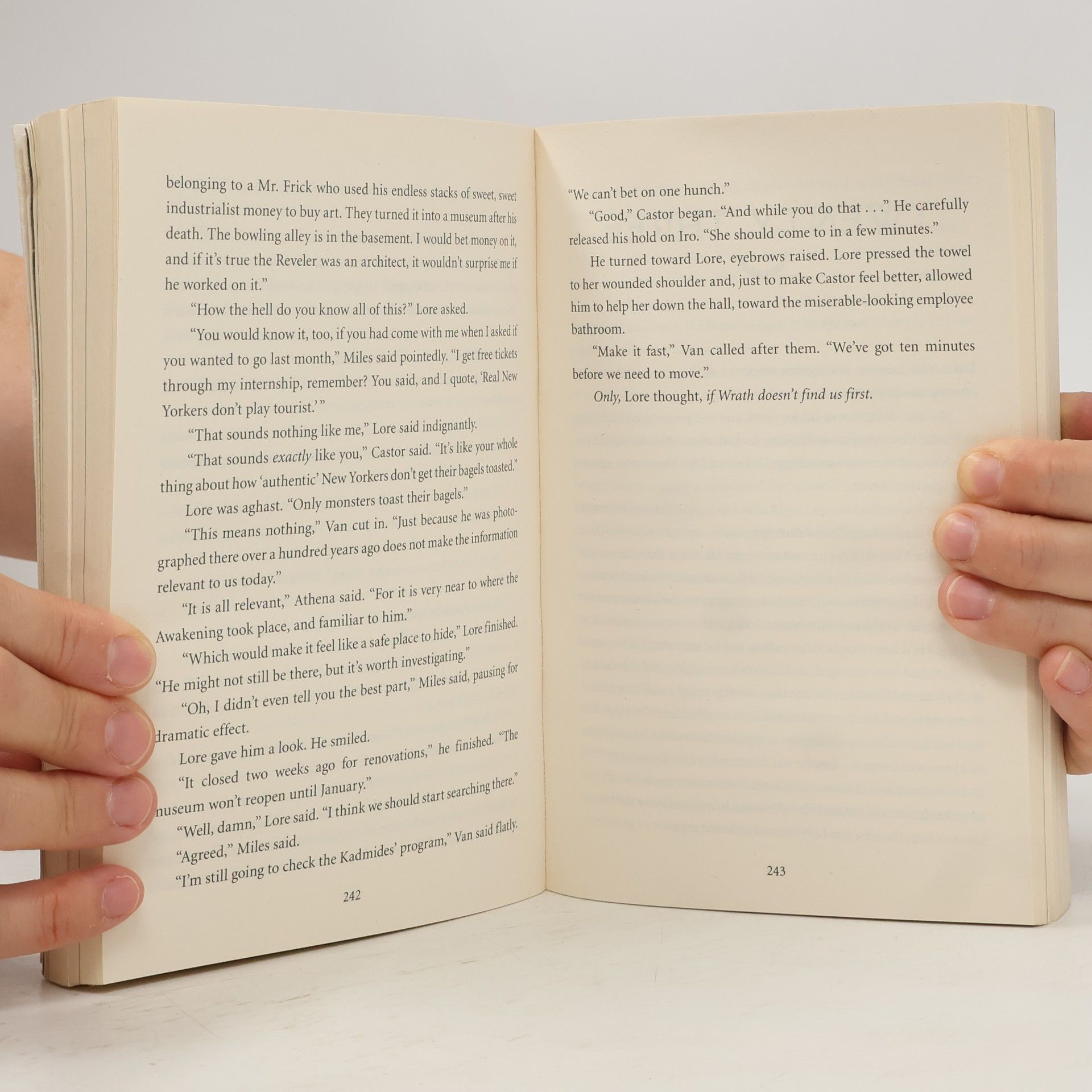 Alexandra Bracken Lore