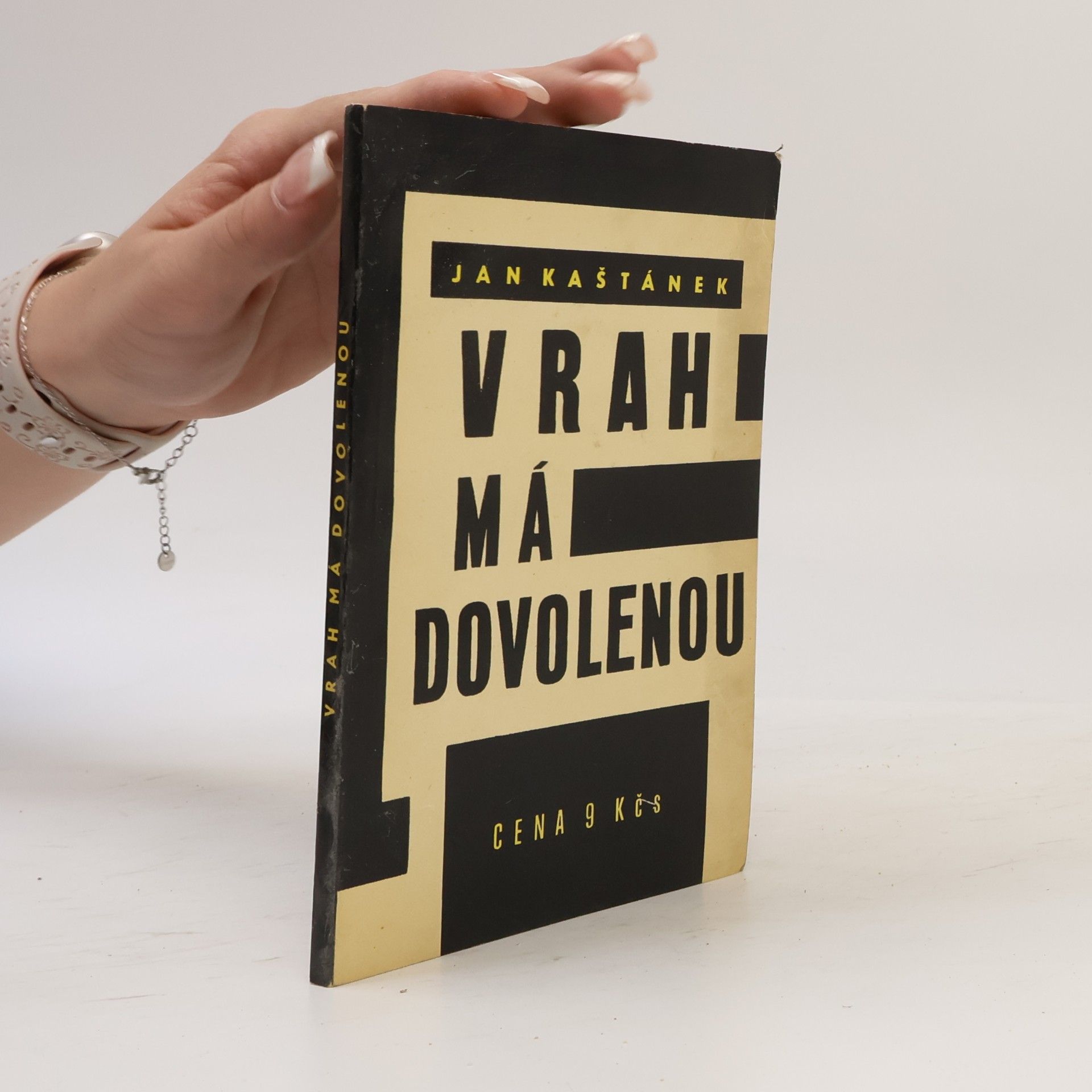 Jan Kaštánek Vrah má dovolenou