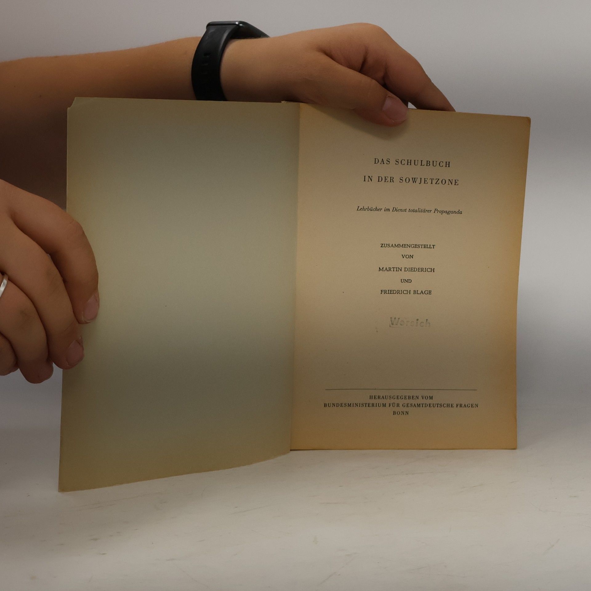 Peter R. Lücke Das Schulbuch in der Sowjetzone