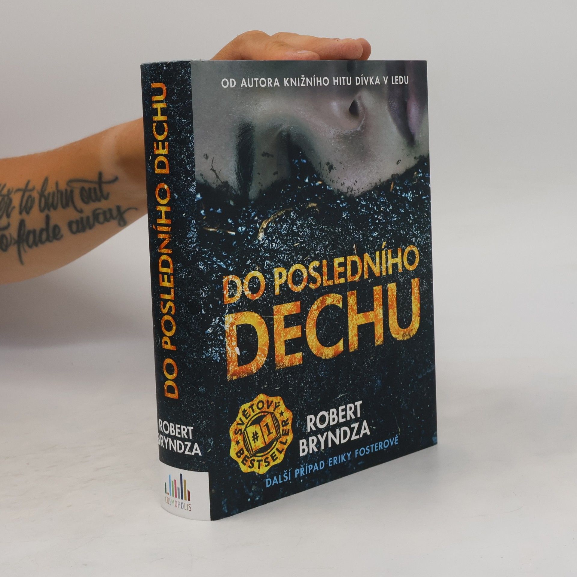 Robert Bryndza Do posledního dechu