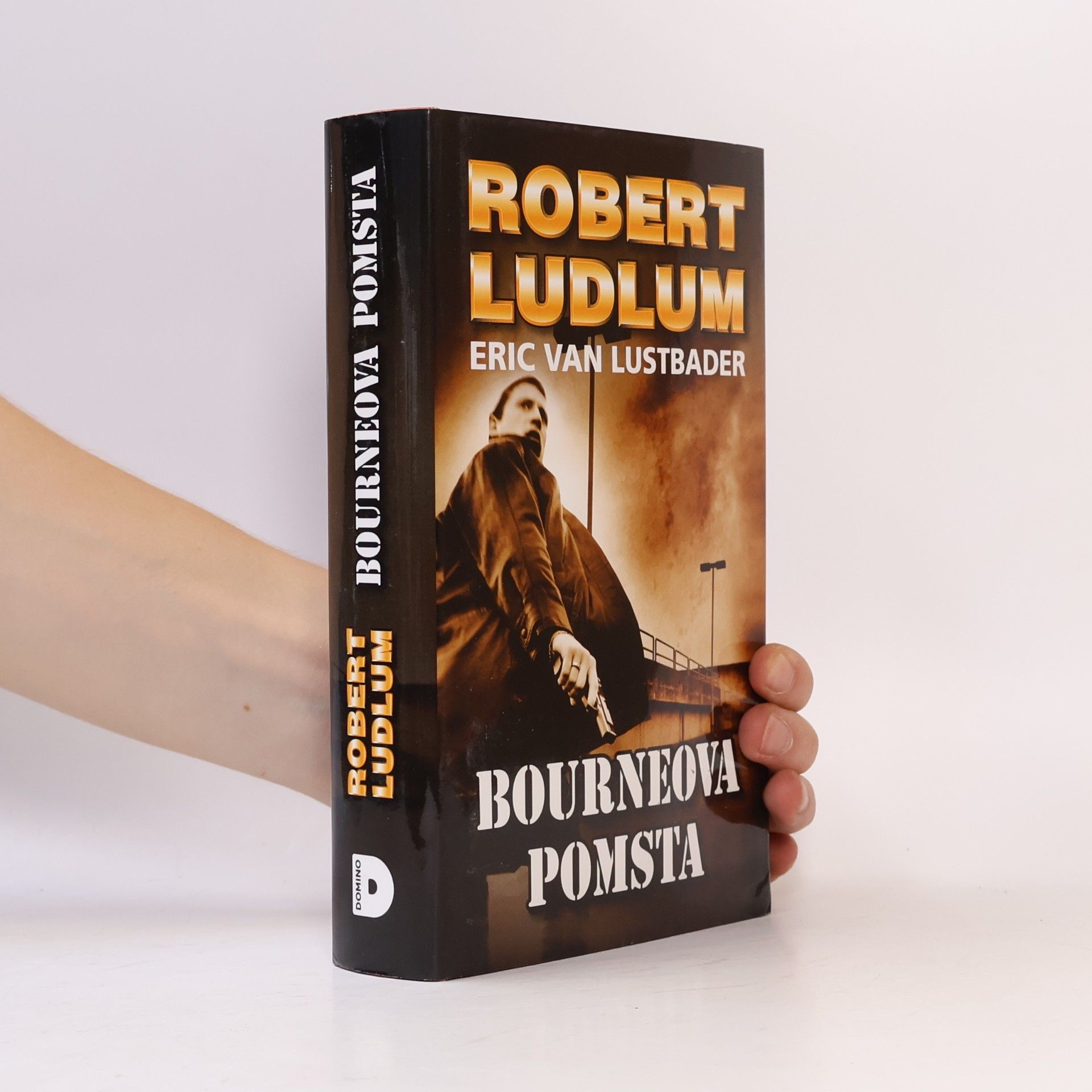 Eric Lustbader Bourneova pomsta