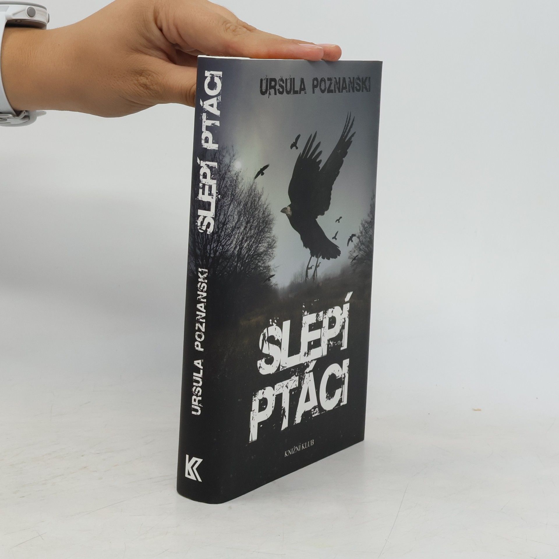 Ursula Poznanski Slepí ptáci