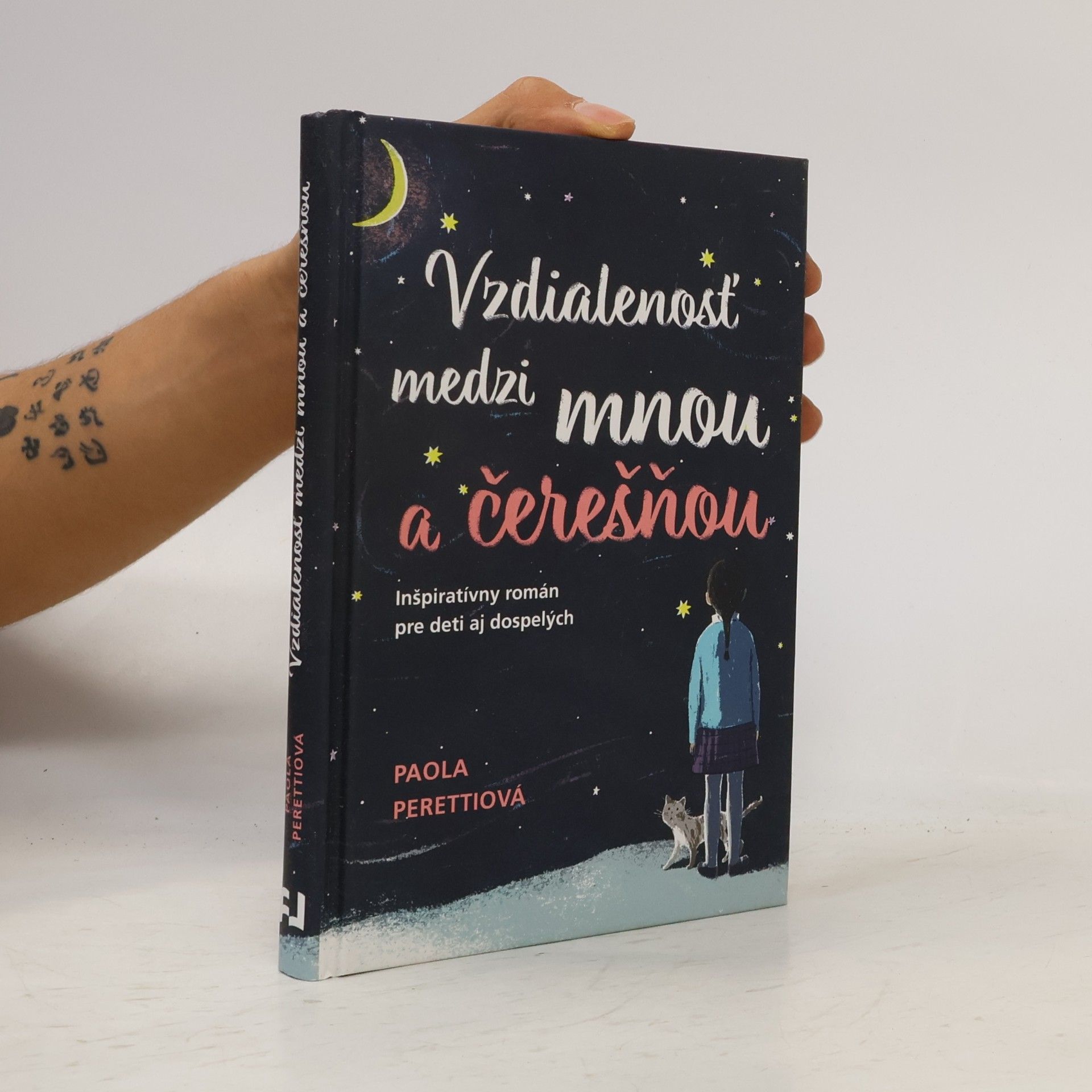 Paola Peretti Vzdialenosť medzi mnou a čerešňou