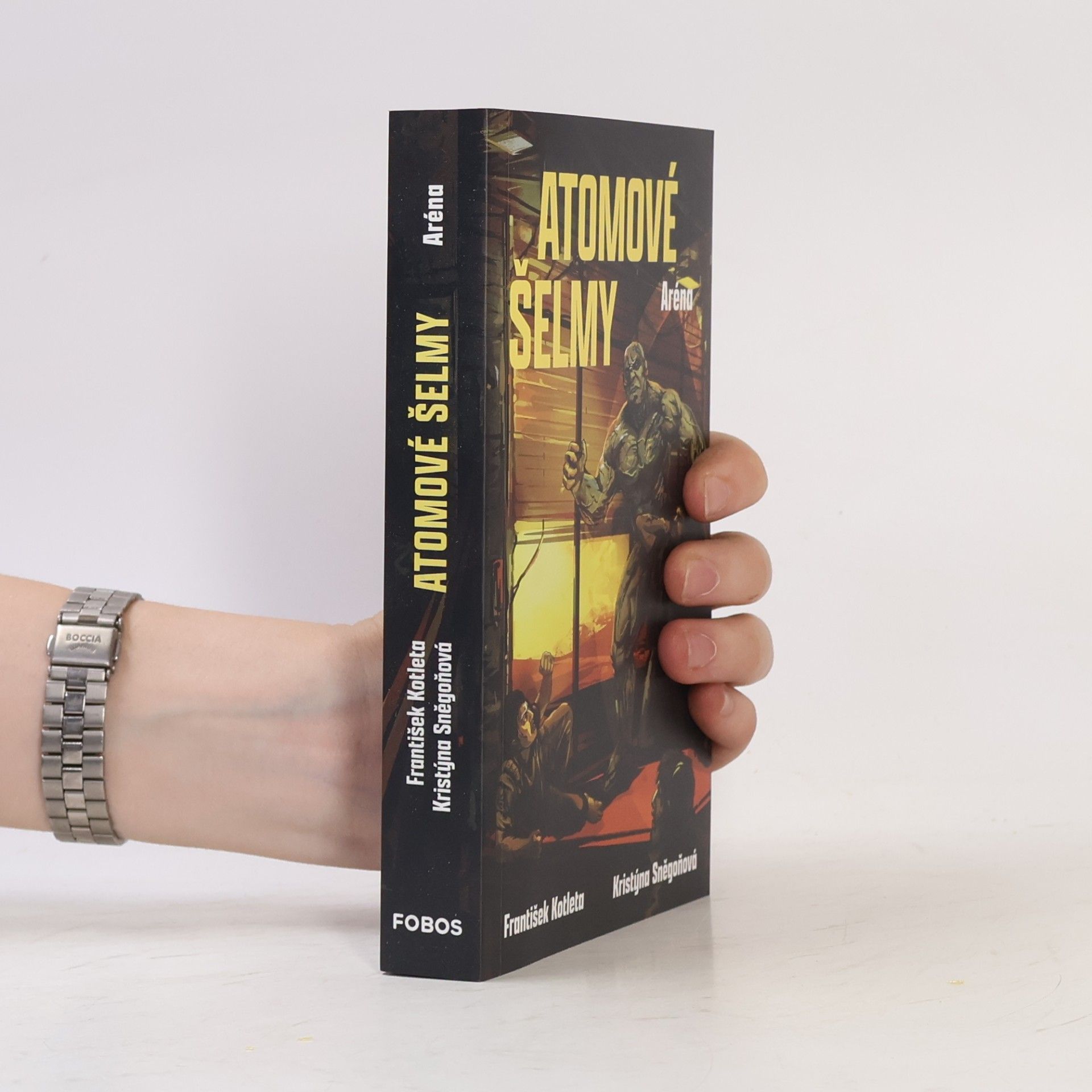 Kristýna Sněgoňová Atomové šelmy. Aréna