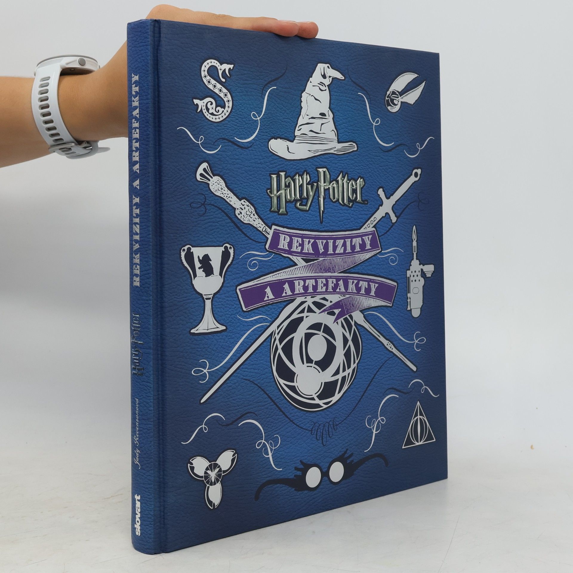 Jody Revenson Harry Potter. Rekvizity a artefakty