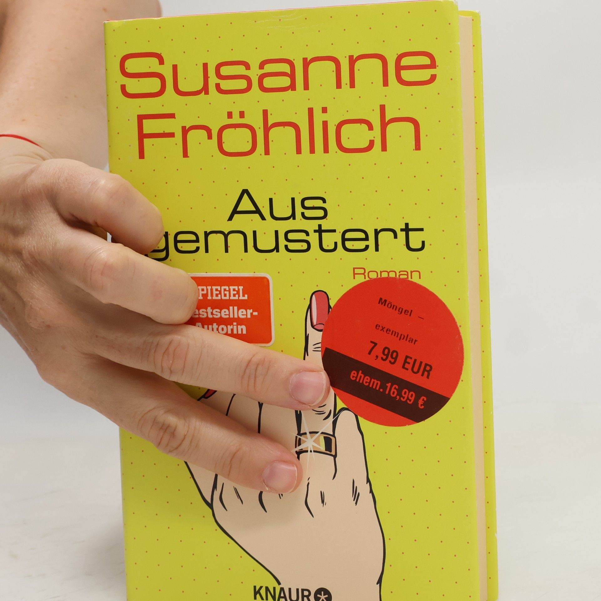 Susanne Fröhlich Ausgemustert
