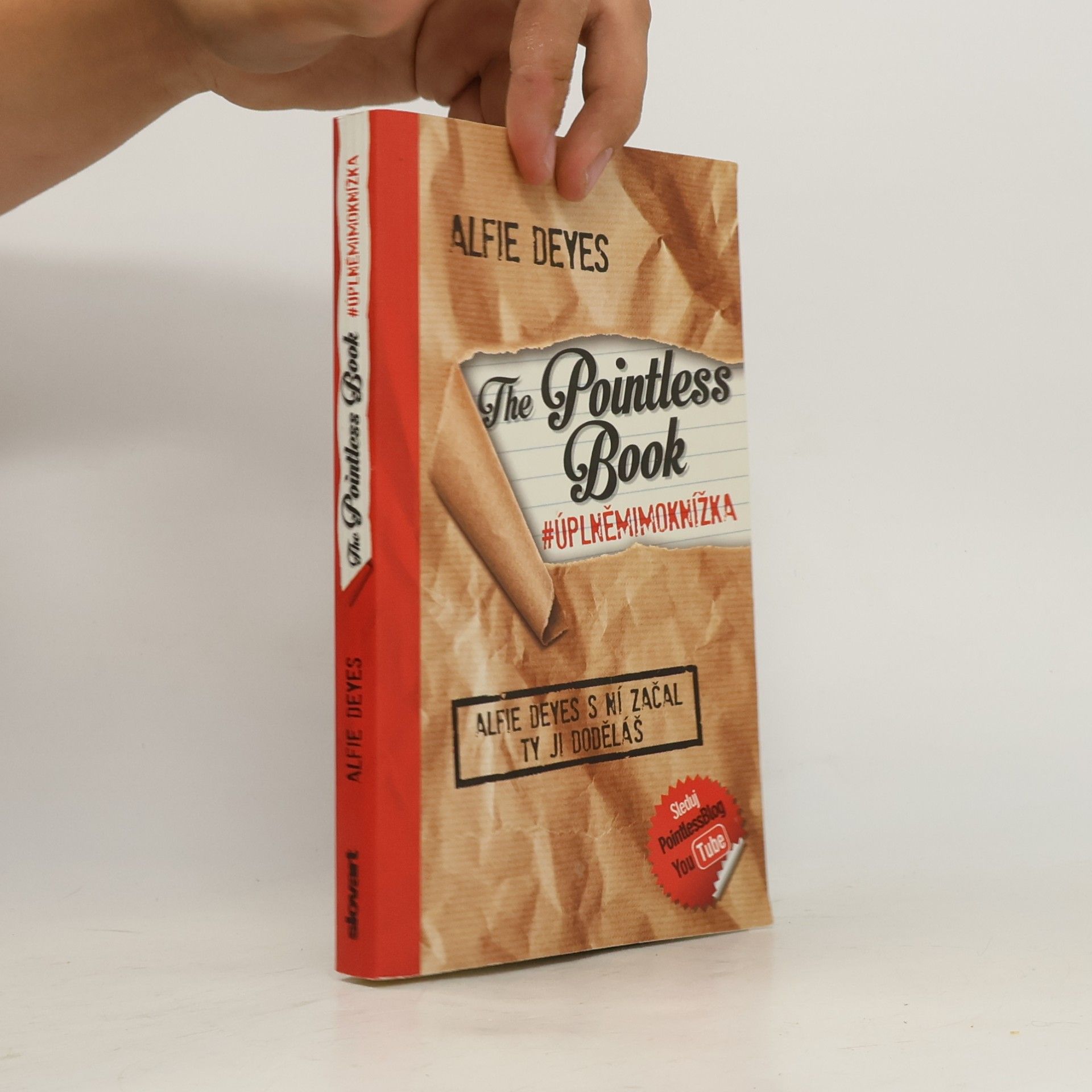 The pointless book. Alfie Deyes s ní začal, ty ji doděláš