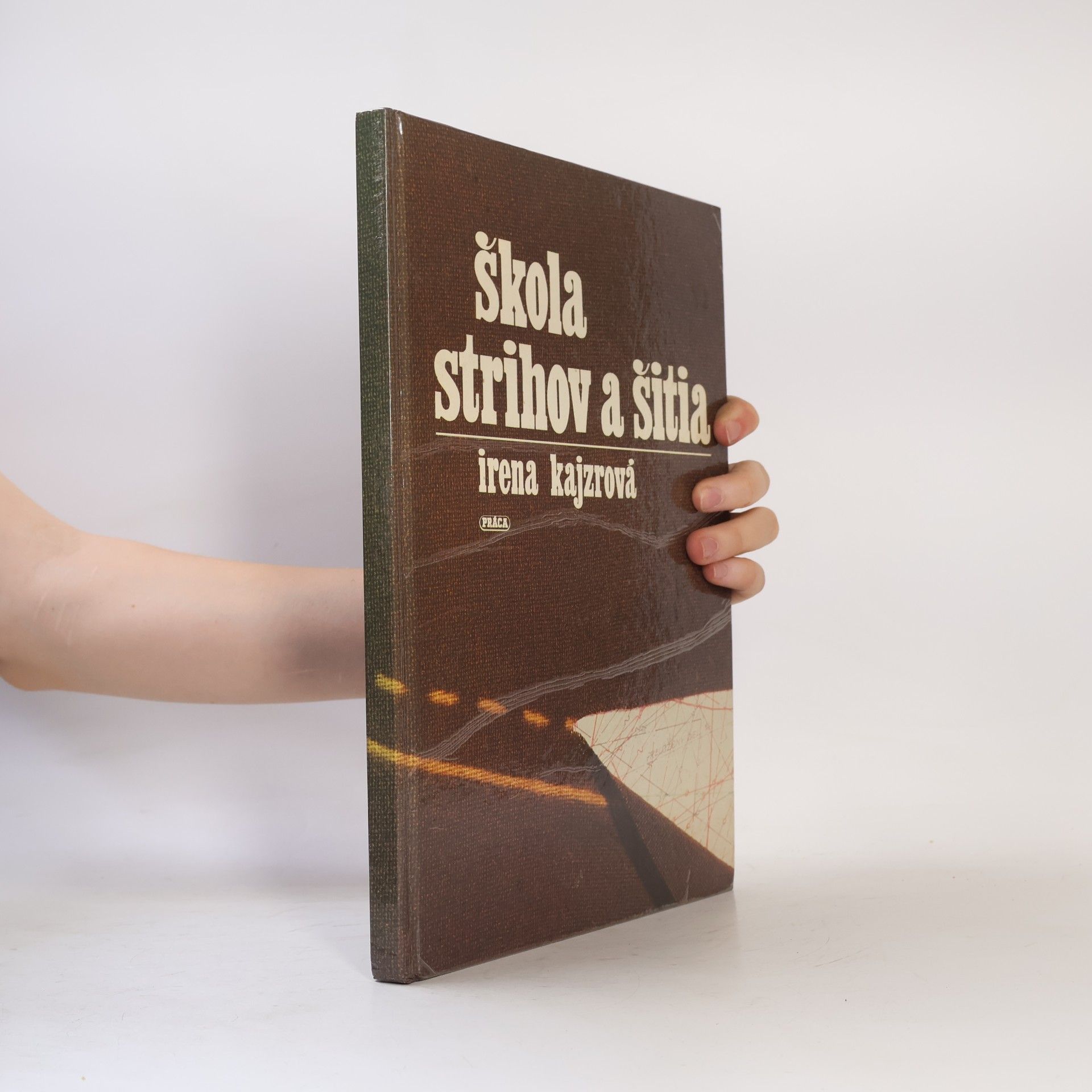 Irena Kajzrová Škola strihov a šitia