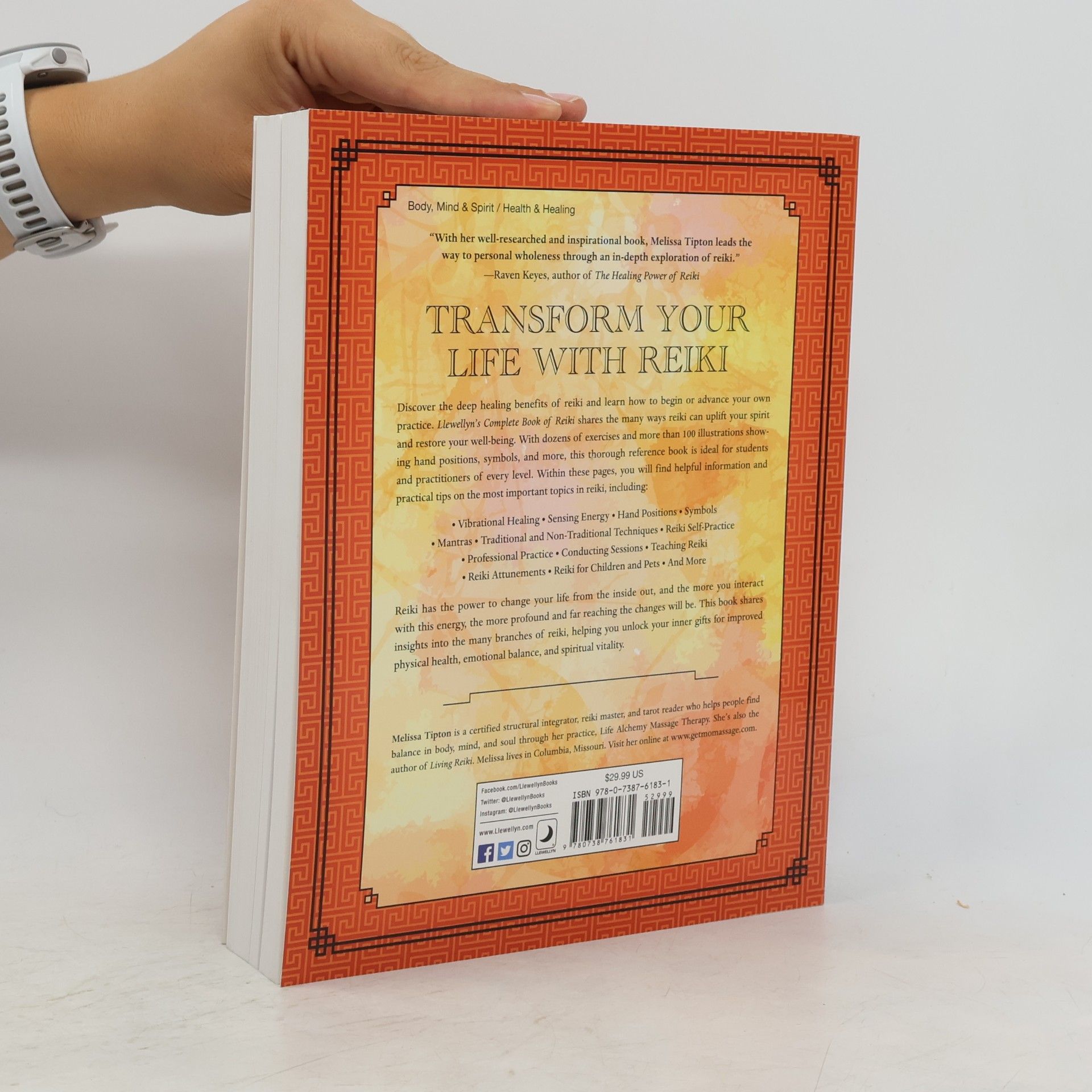 Melissa Tipton Llewellyn's Complete Book of Reiki