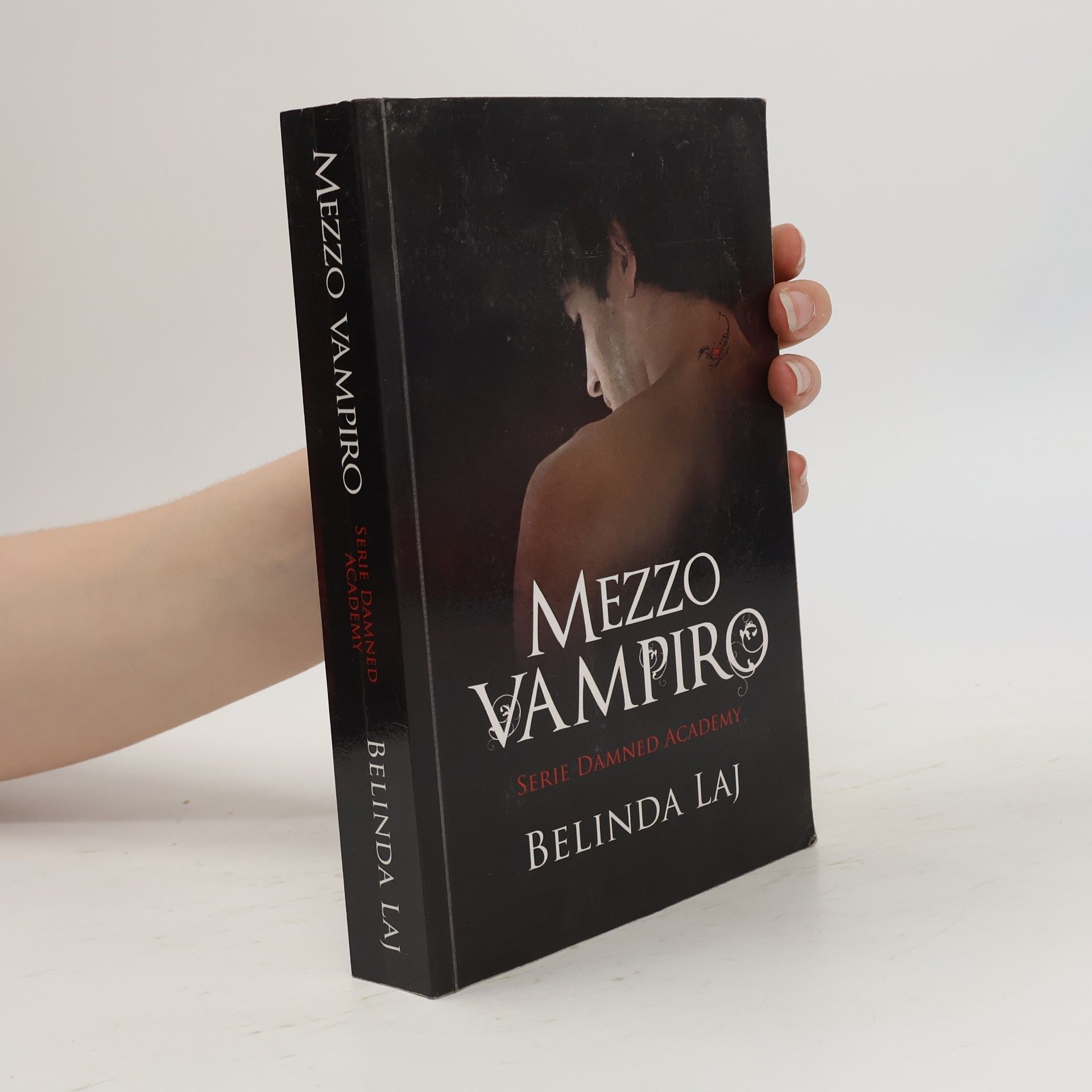 Belinda Laj Mezzo Vampiro