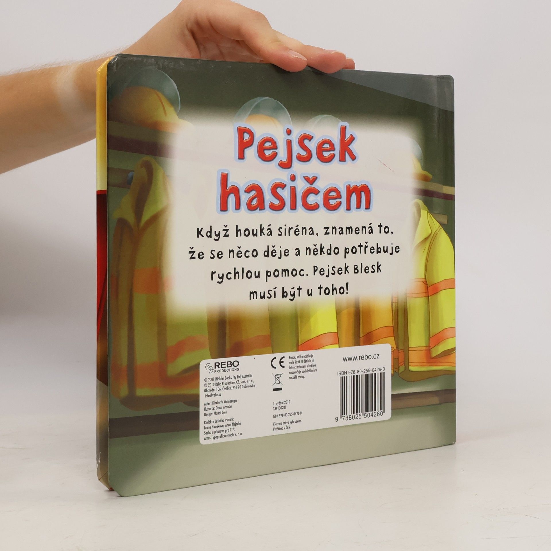 Kimberly Weinberger Pejsek hasičem