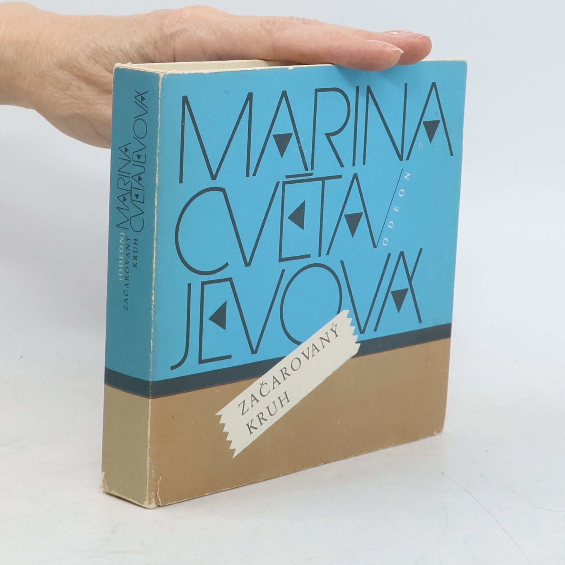 Marina Cvetajevová Začarovaný kruh