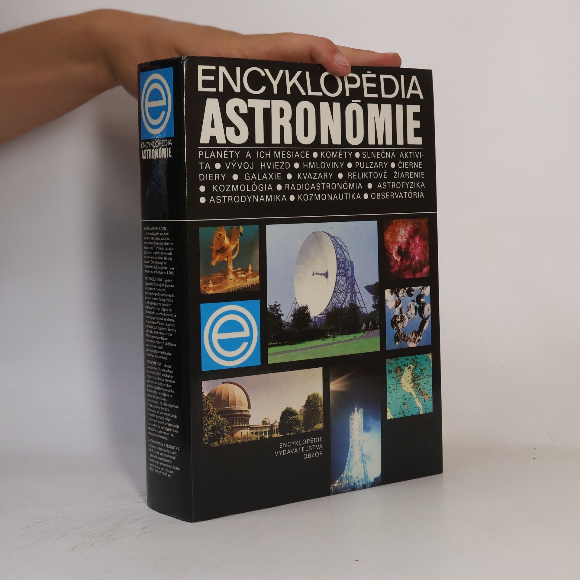 A. Hajduk Encyklopédia astronómie