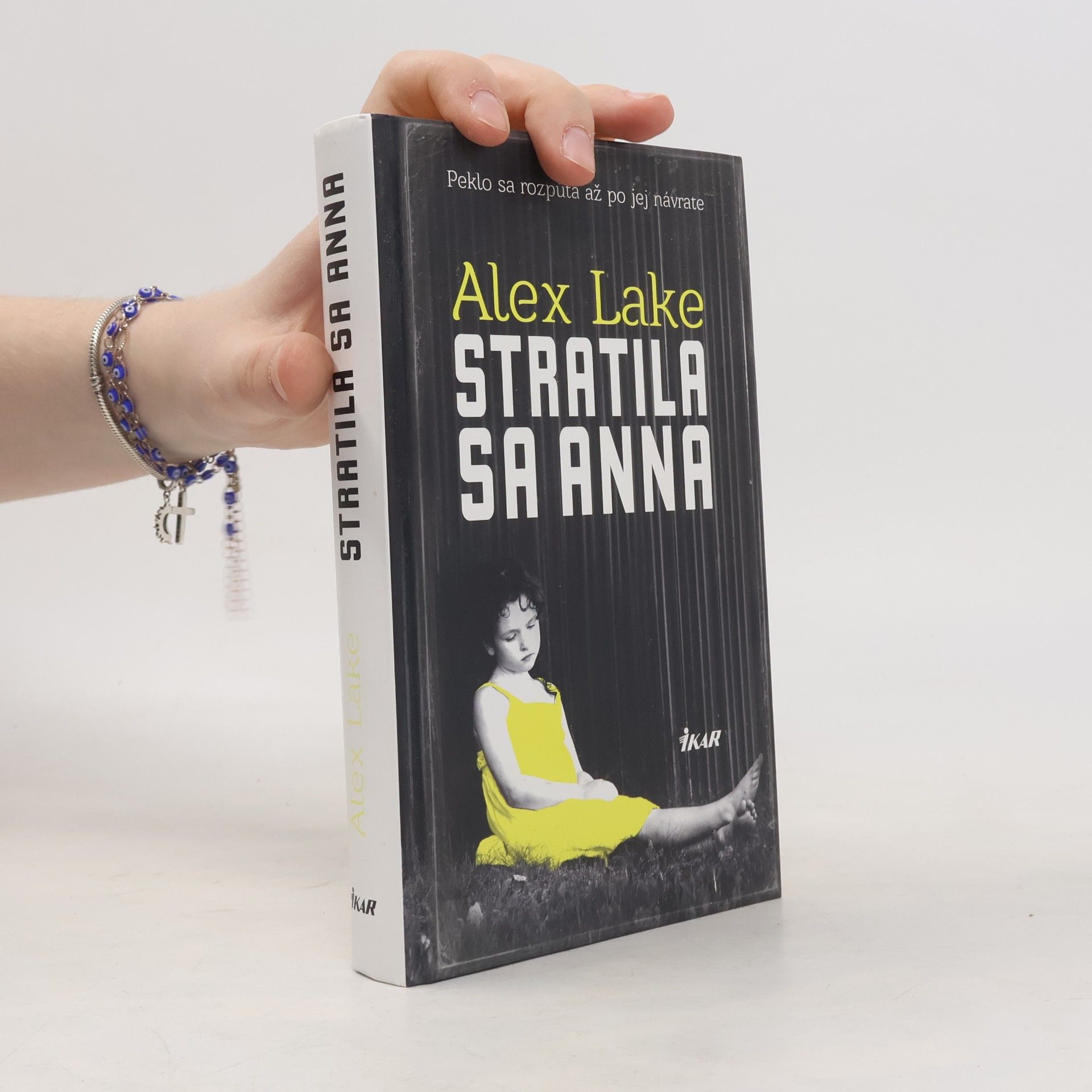 Alex Lake Stratila sa Anna